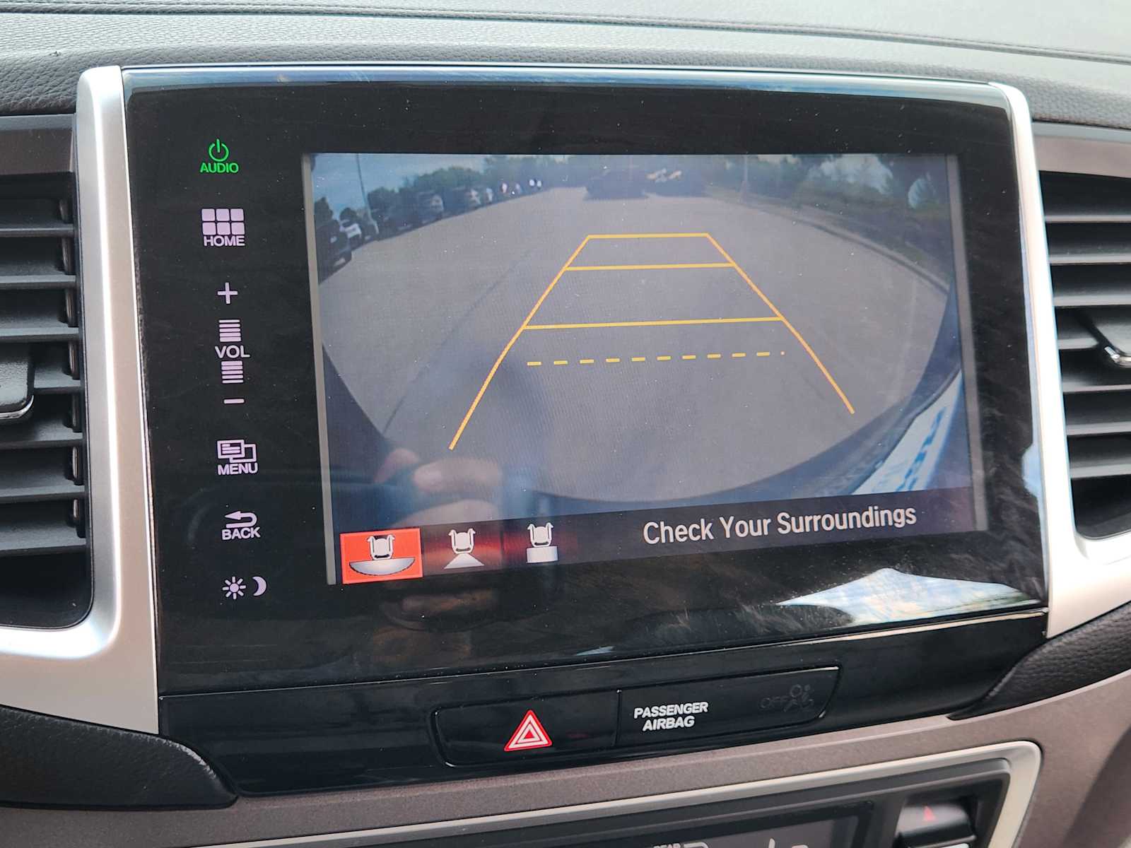 Thumbnail: 2016 Honda Pilot - 26