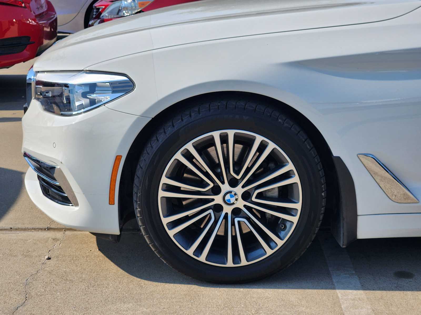 Thumbnail: 2019 BMW 5 Series - 11