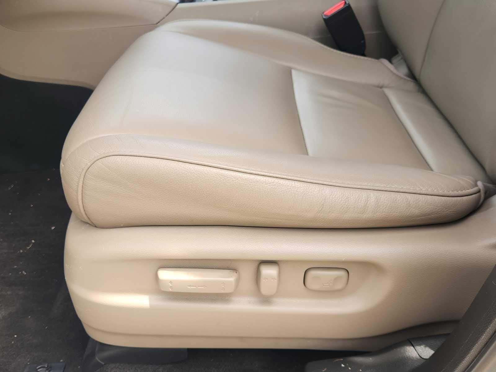 Thumbnail: 2016 Honda Pilot - 31