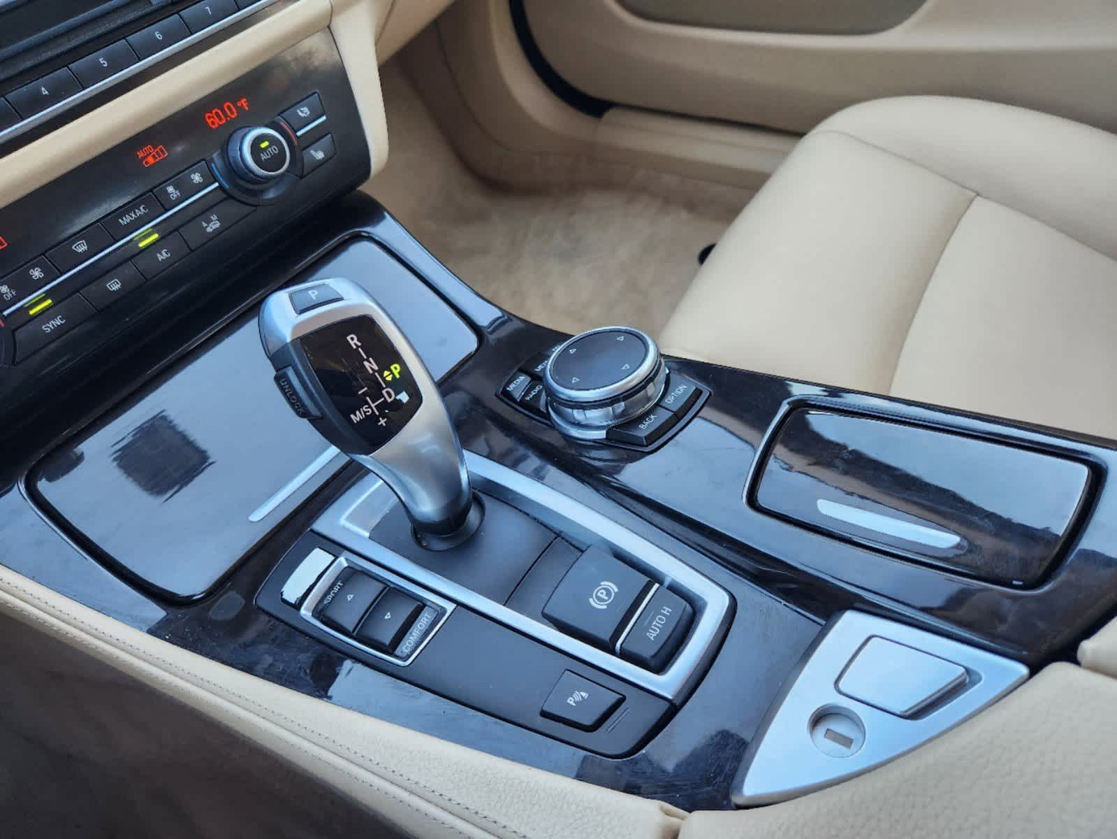 Thumbnail: 2015 BMW 5 Series - 17