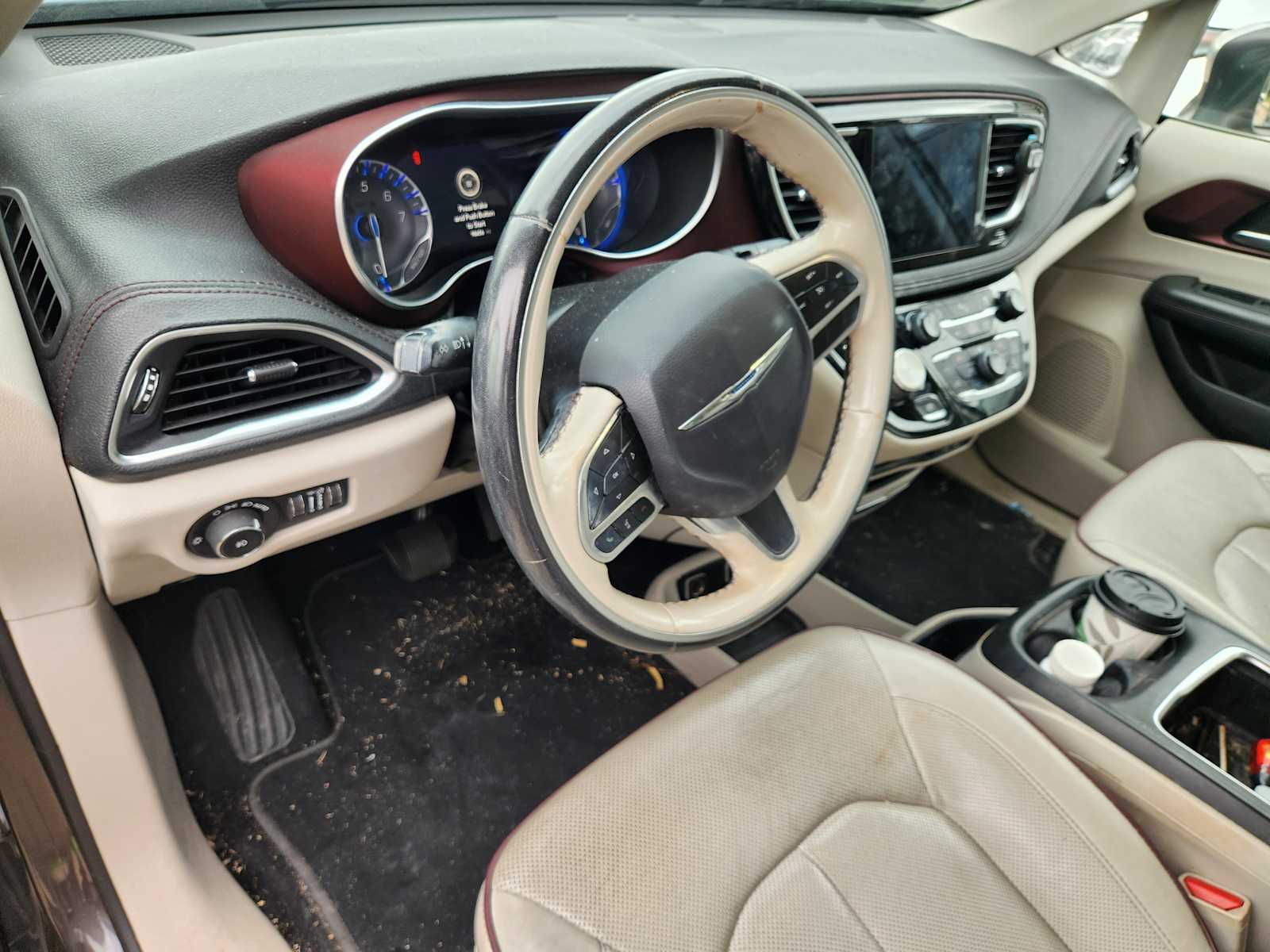 Thumbnail: 2020 Chrysler Pacifica - 8