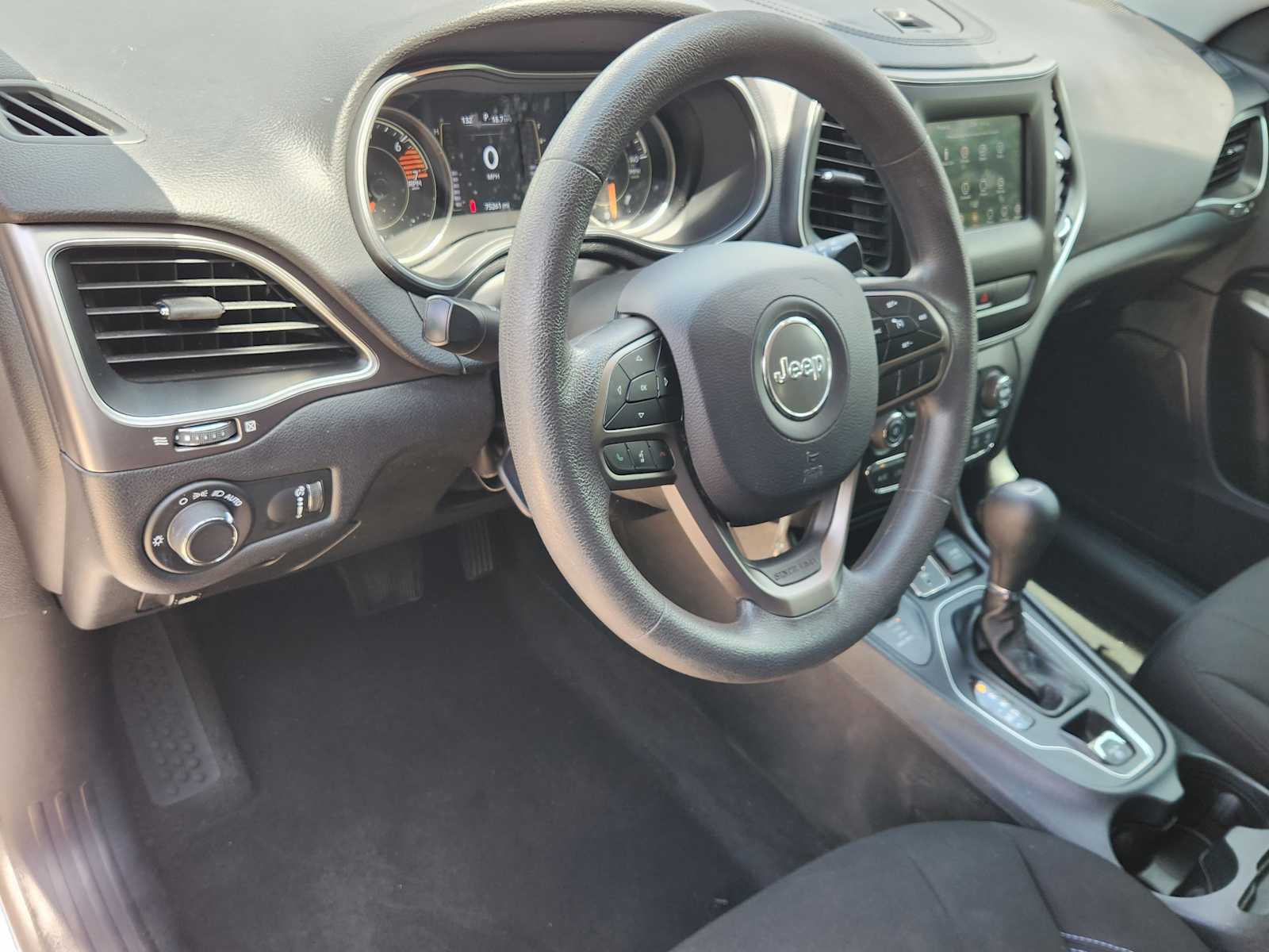 Thumbnail: 2020 Jeep Cherokee - 2