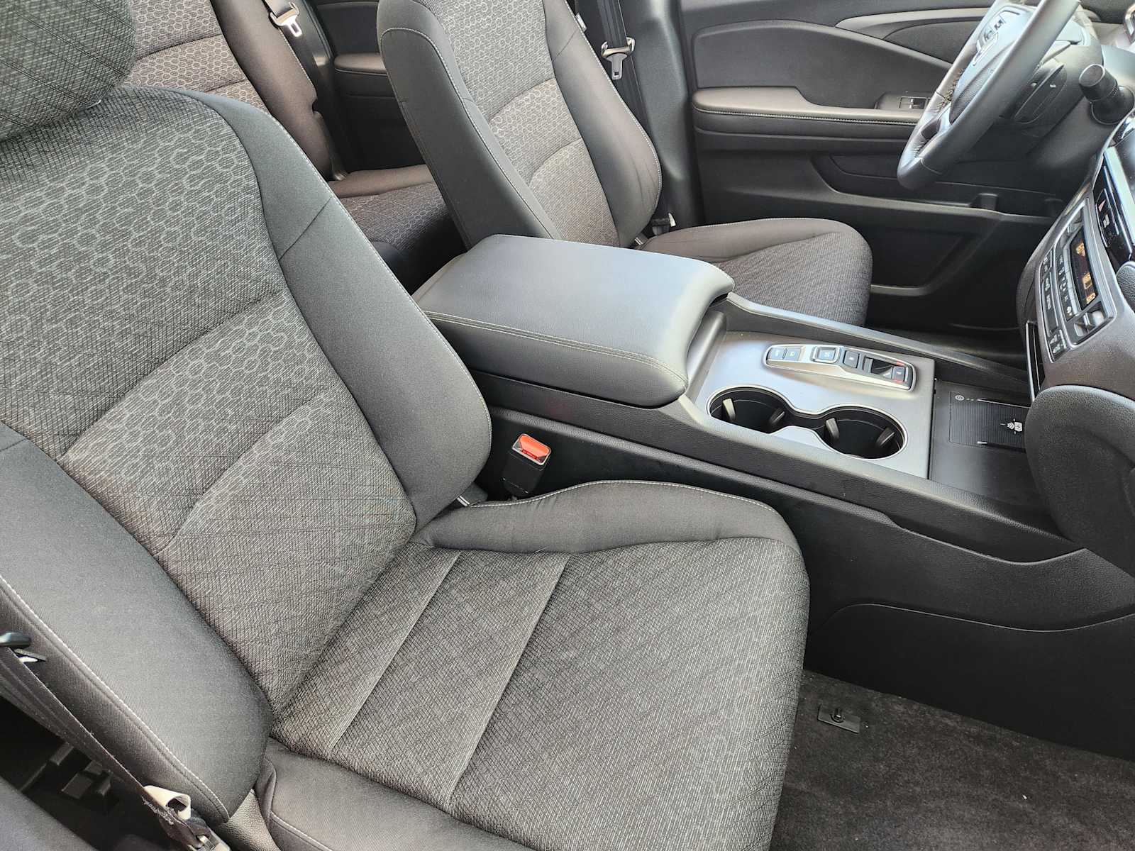 Thumbnail: 2025 Honda Ridgeline - 14