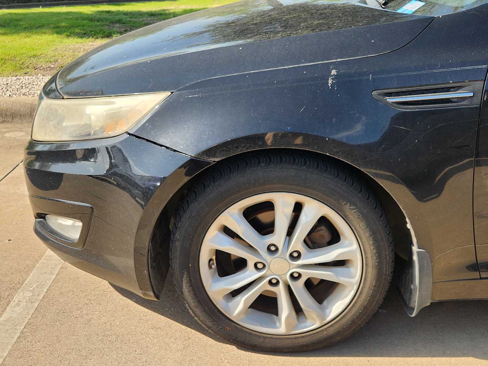 Thumbnail: 2012 Kia Optima - 11