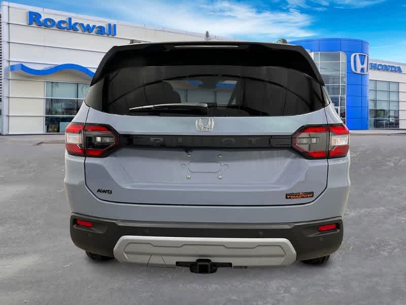 2025 Honda Pilot TrailSport photo 4
