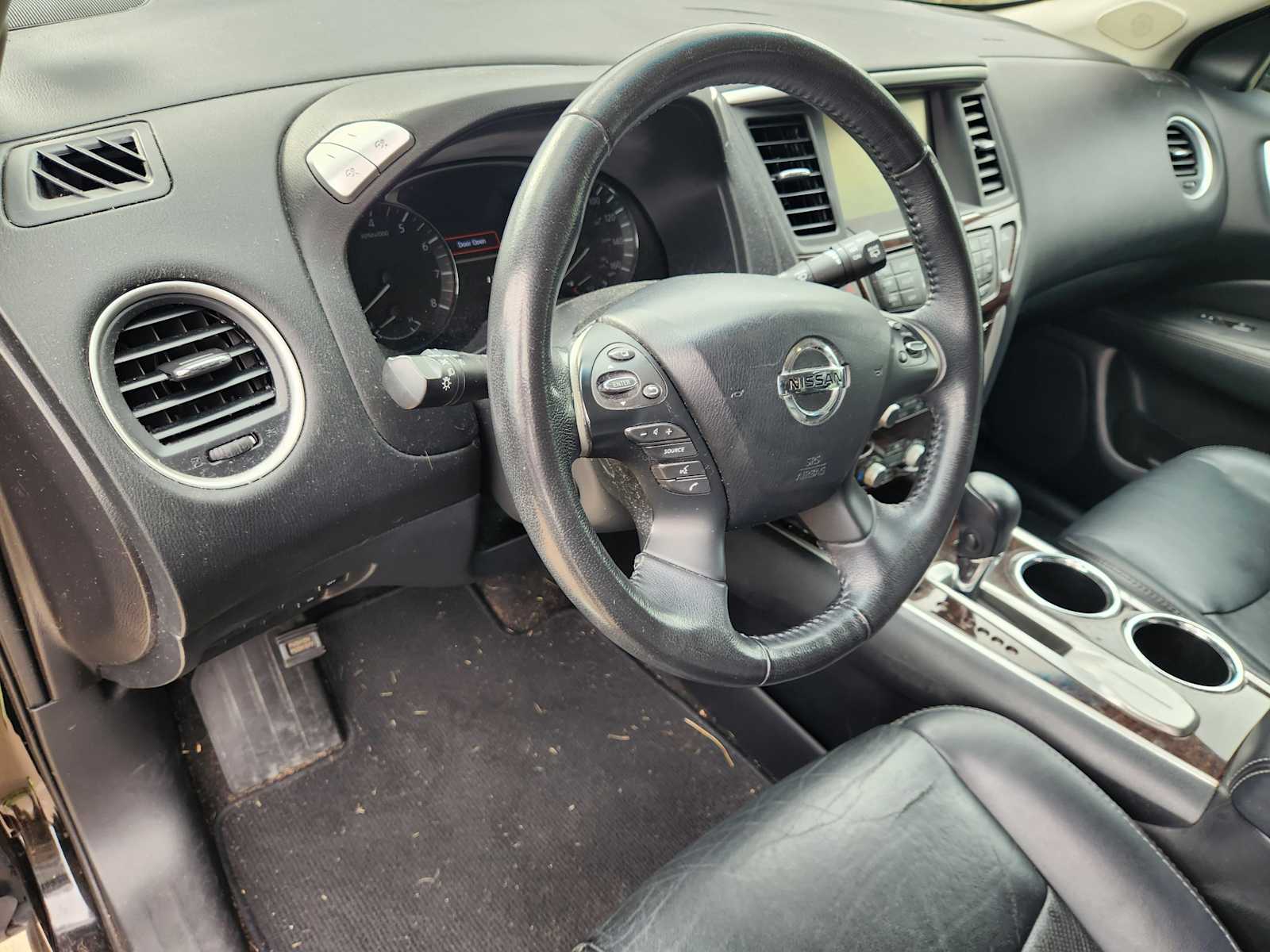 Thumbnail: 2014 Nissan Pathfinder - 8