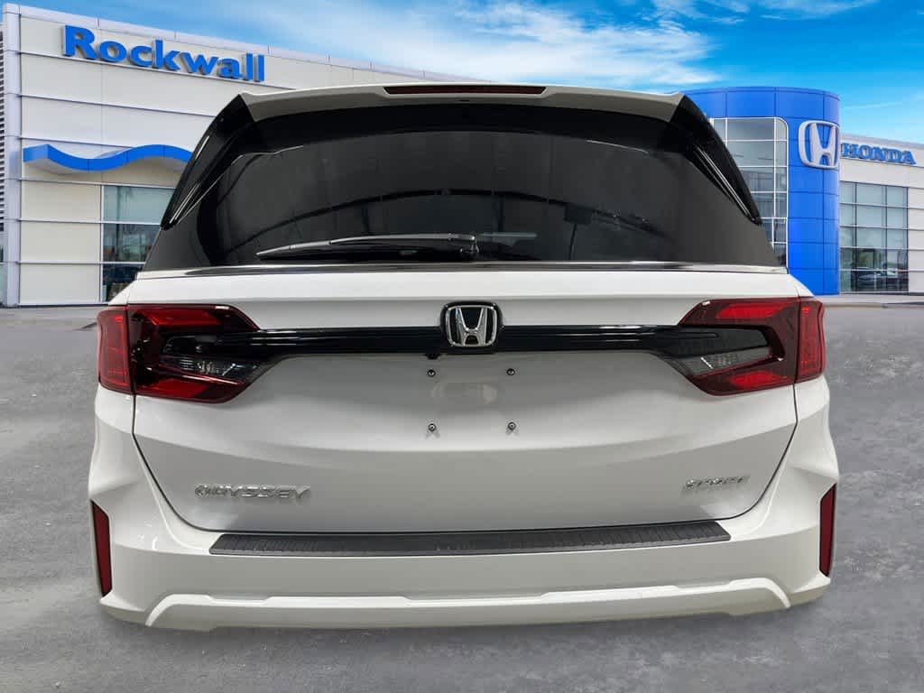 2026 Honda Odyssey photo 3