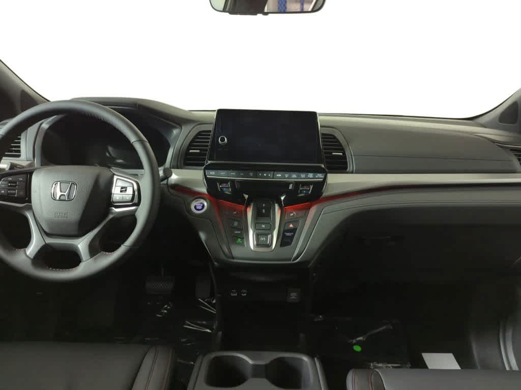 Thumbnail: 2026 Honda Odyssey - 10