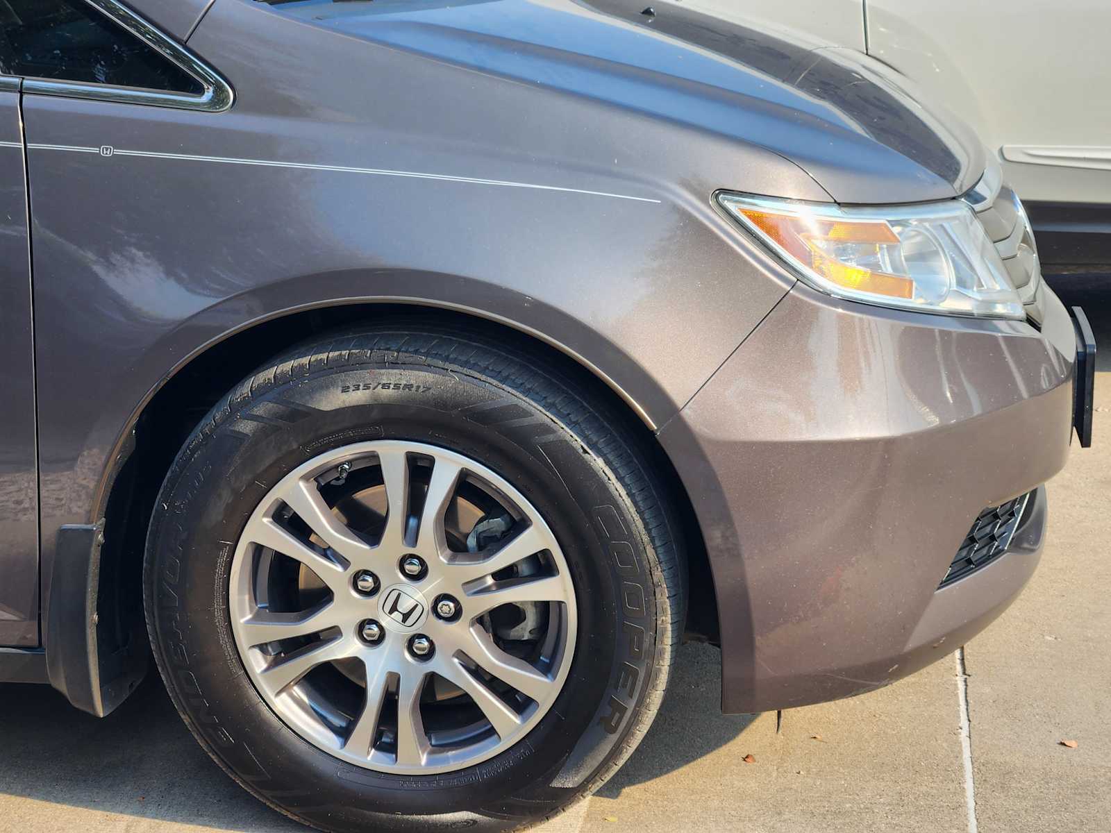 Thumbnail: 2011 Honda Odyssey - 11