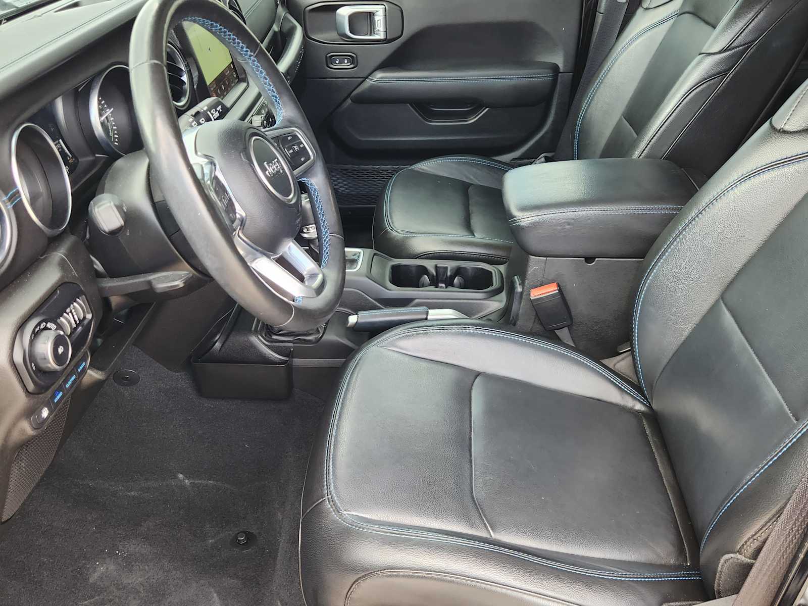 Thumbnail: 2022 Jeep Wrangler - 11