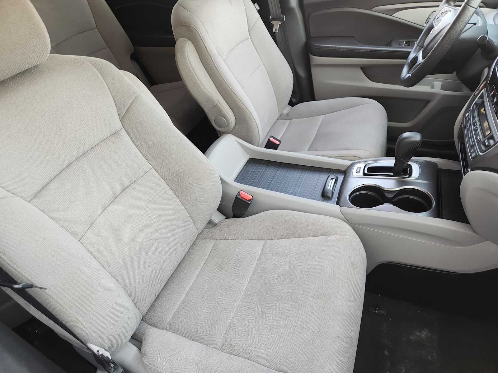 Thumbnail: 2019 Honda Pilot - 15