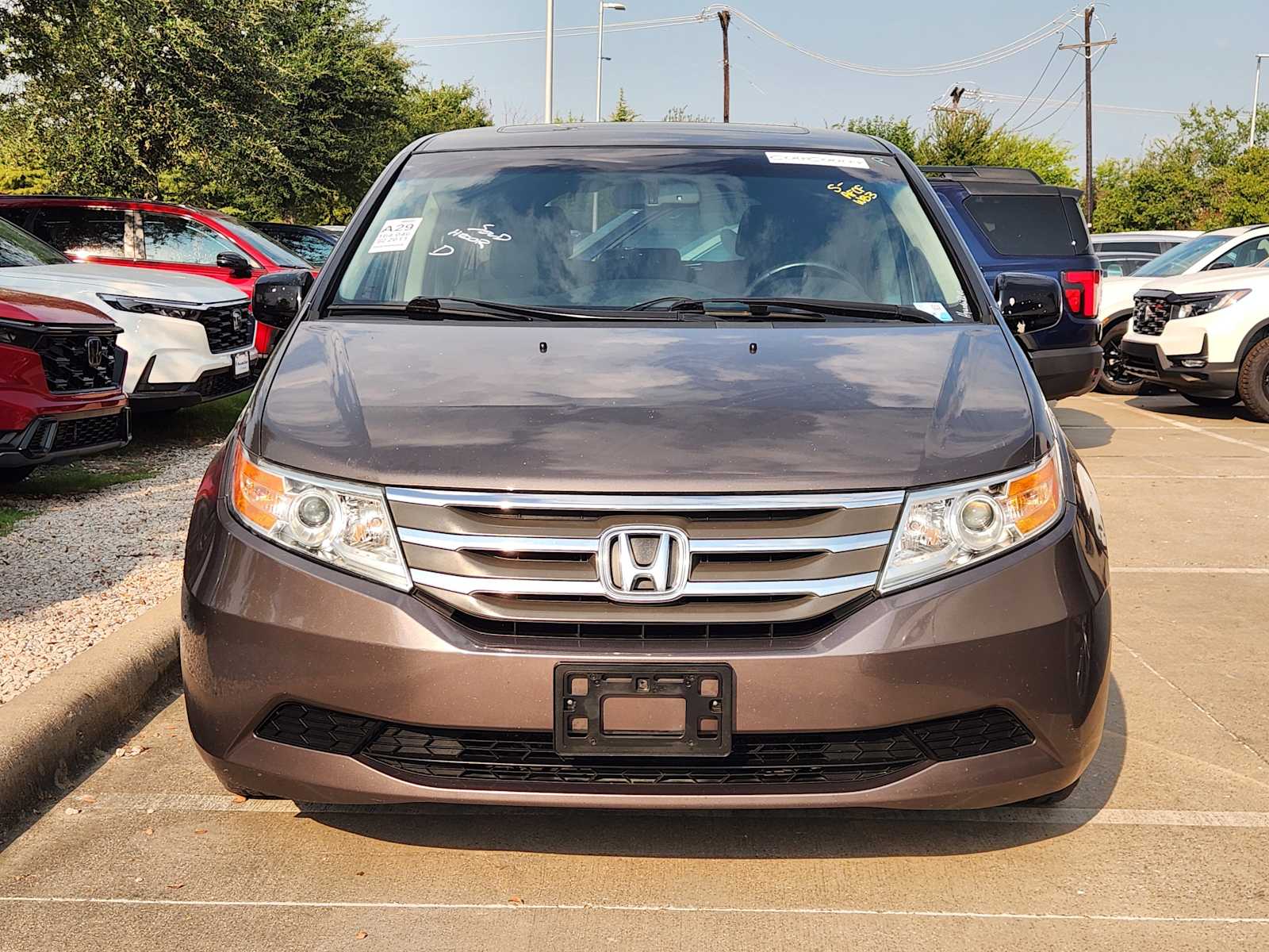 Thumbnail: 2011 Honda Odyssey - 2