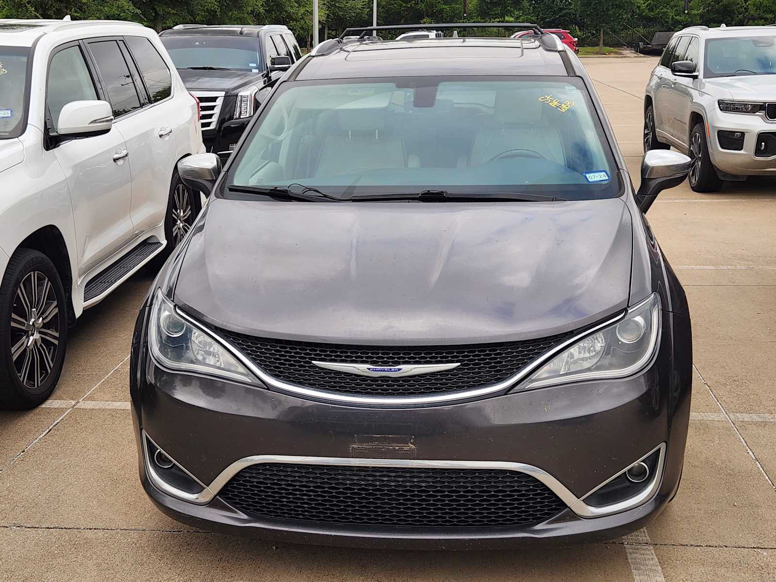 Thumbnail: 2020 Chrysler Pacifica - 2