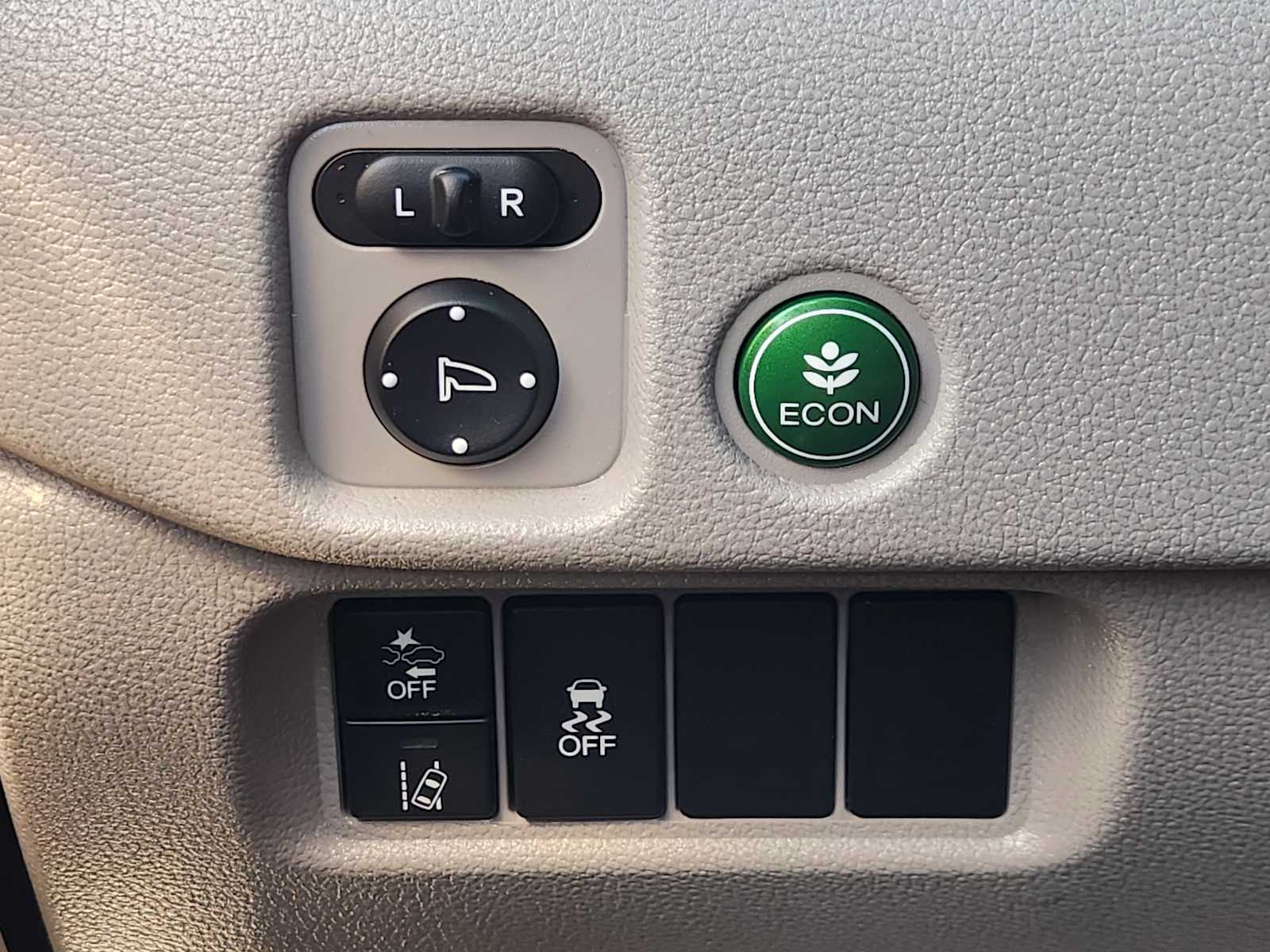 Thumbnail: 2022 Honda Pilot - 28