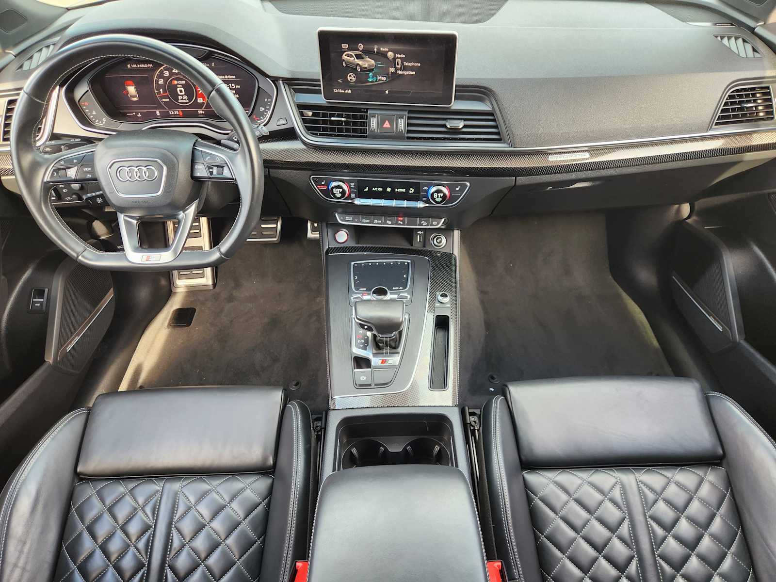 Thumbnail: 2020 Audi SQ5 - 10