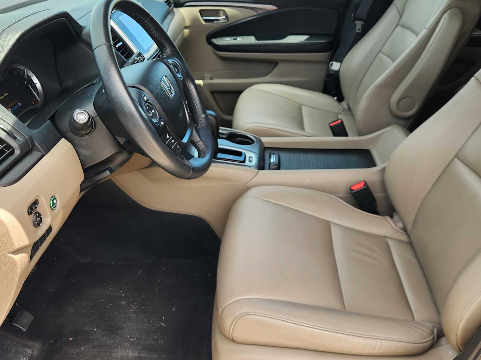 Thumbnail: 2016 Honda Pilot - 11