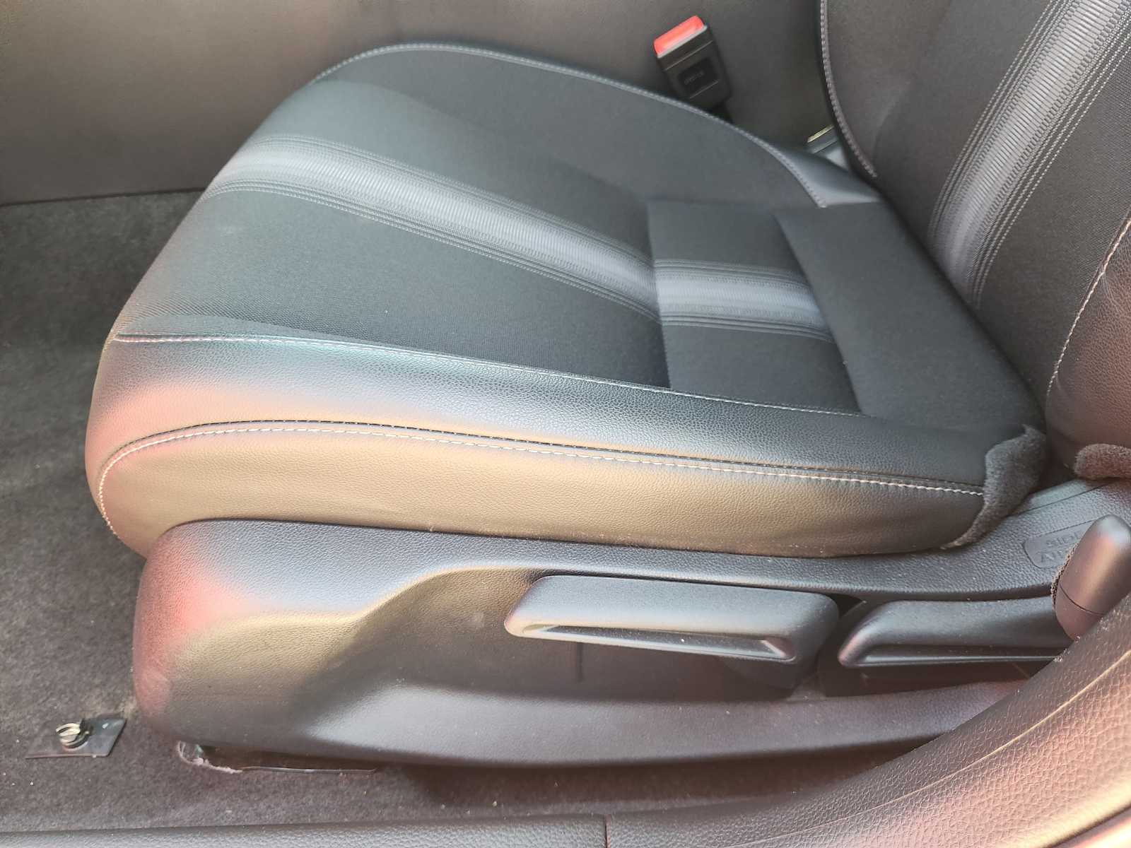 Thumbnail: 2025 Honda Civic - 30