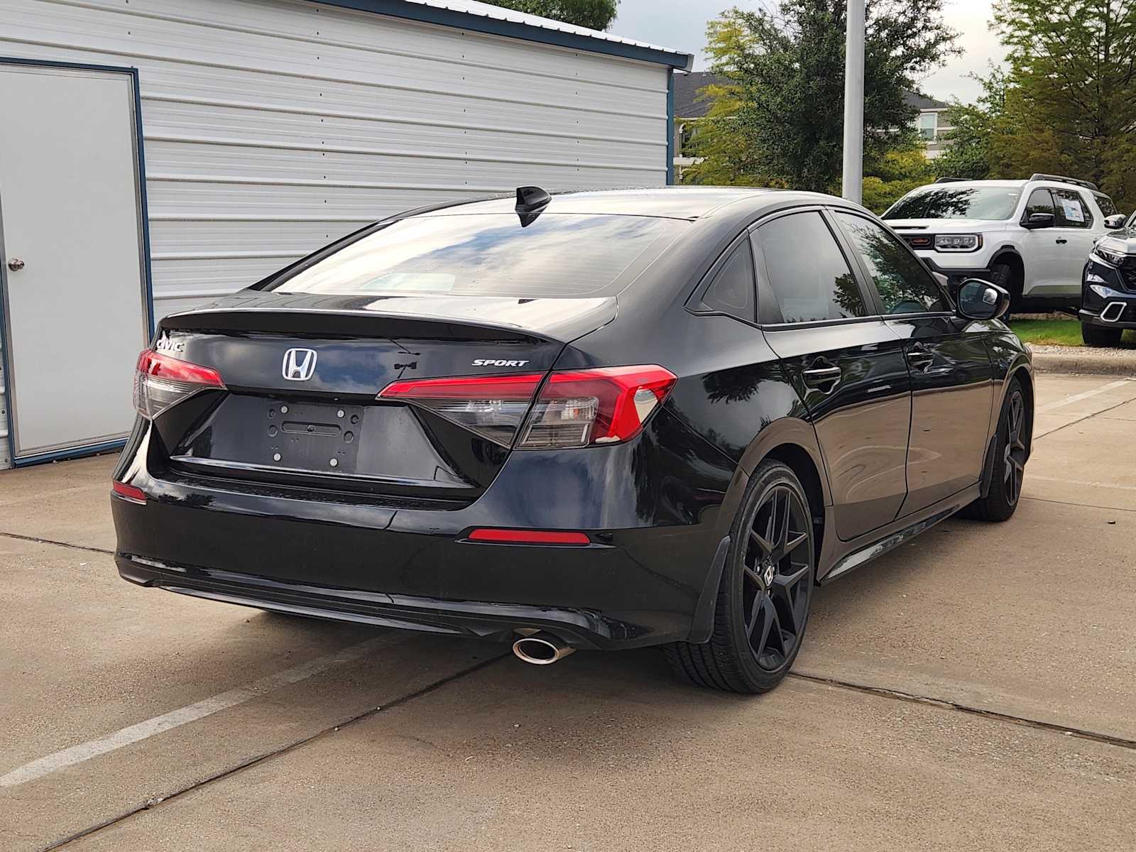 2023 Honda Civic Sport photo 3