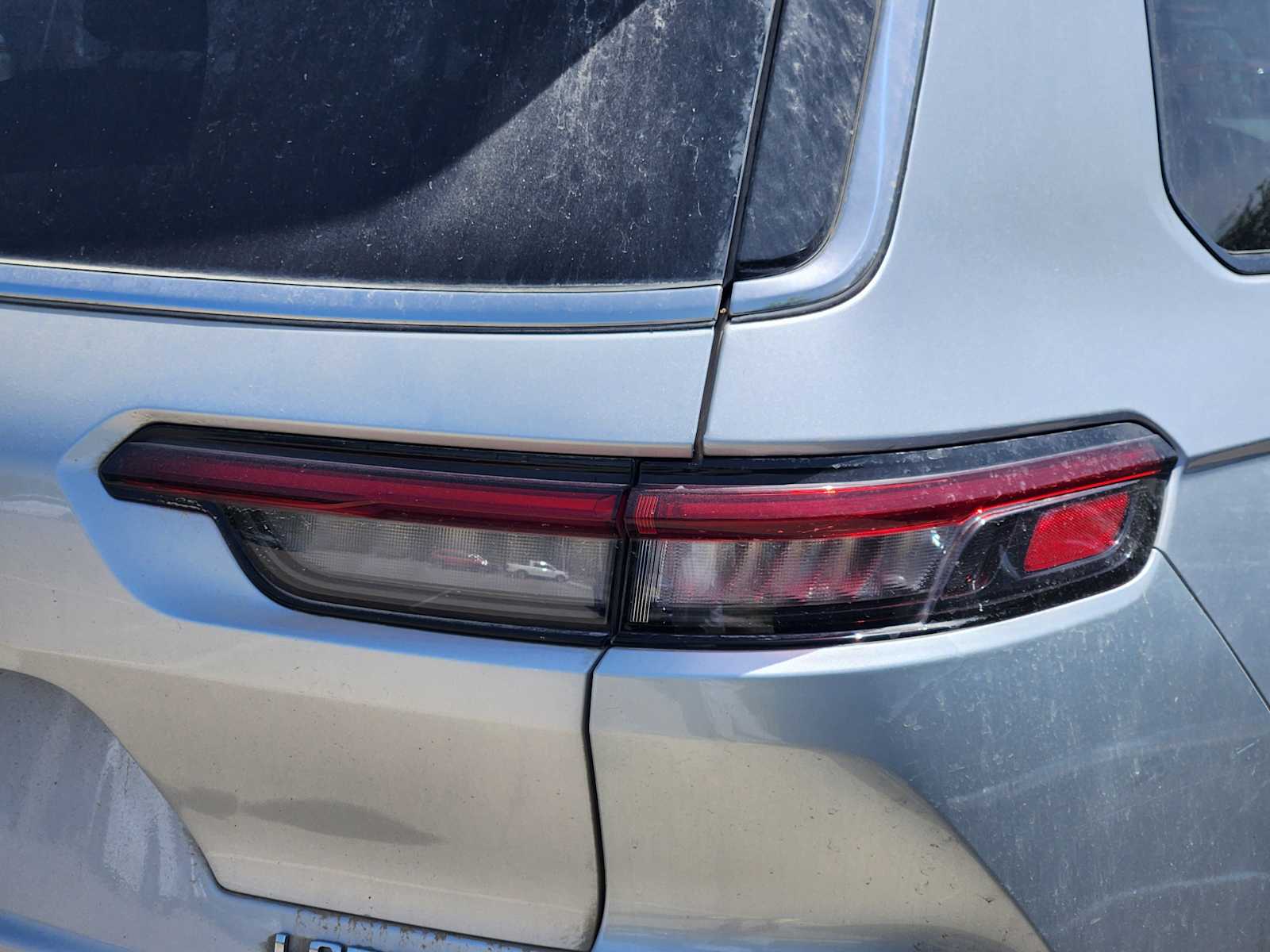 Thumbnail: 2022 Jeep Grand Cherokee - 12