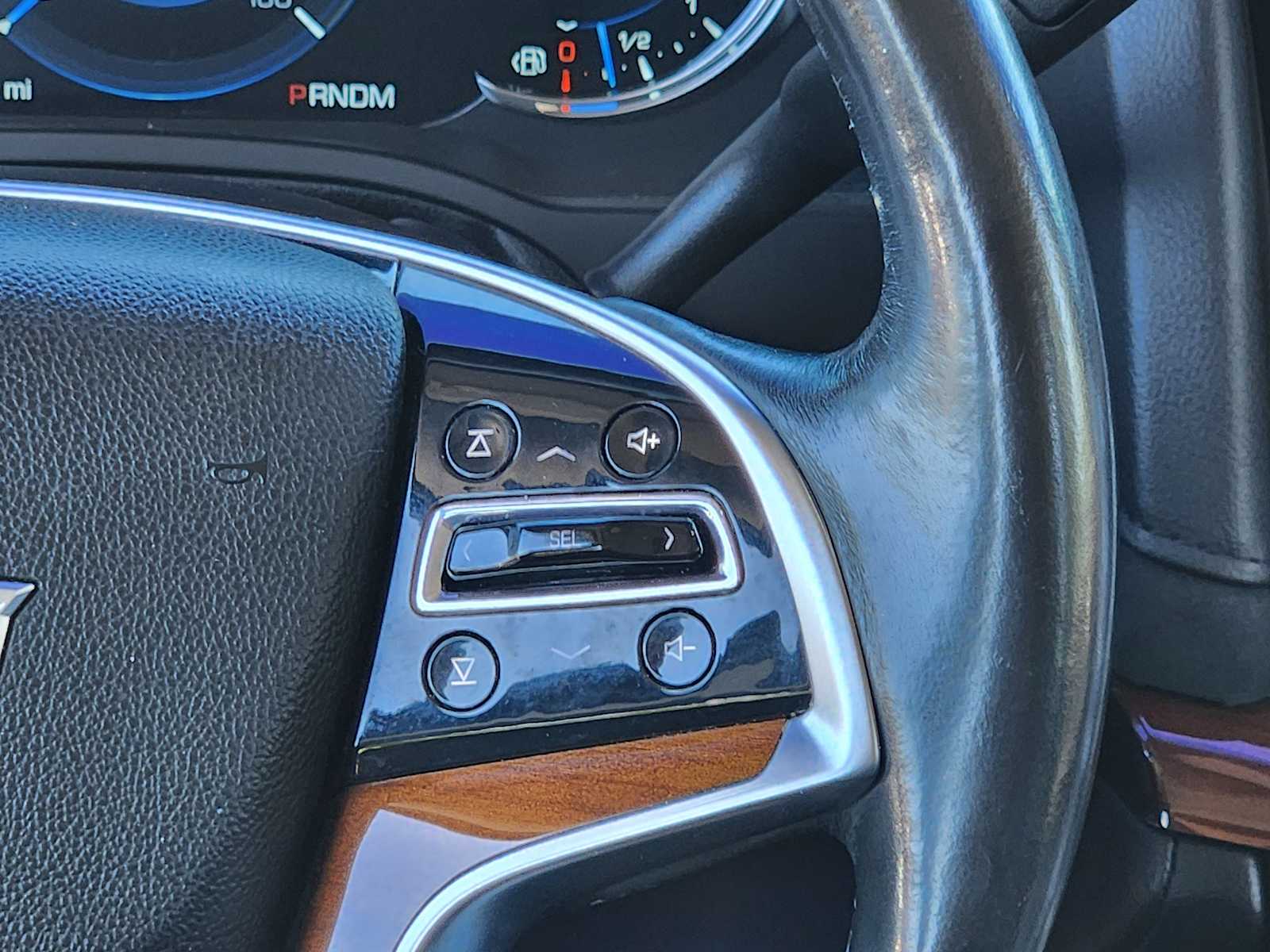 Thumbnail: 2016 Cadillac Escalade - 34