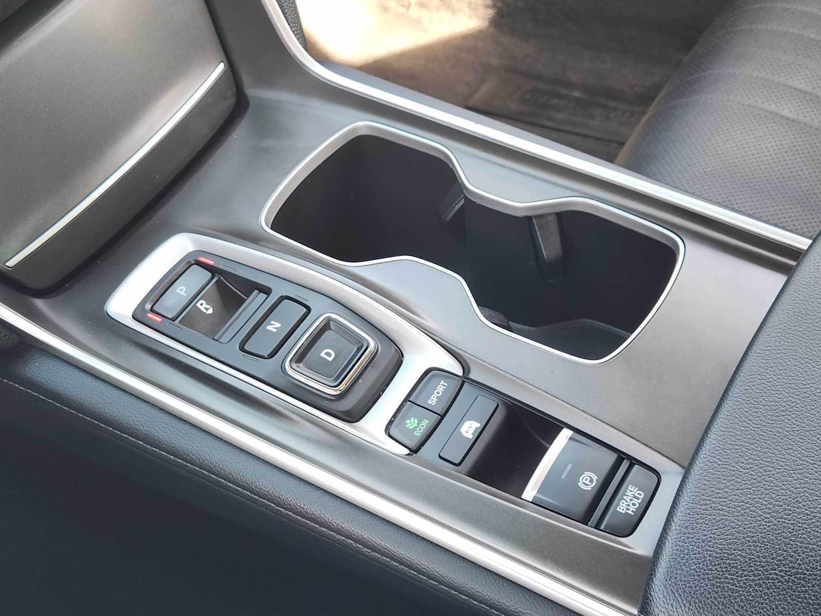 Thumbnail: 2018 Honda Accord - 17