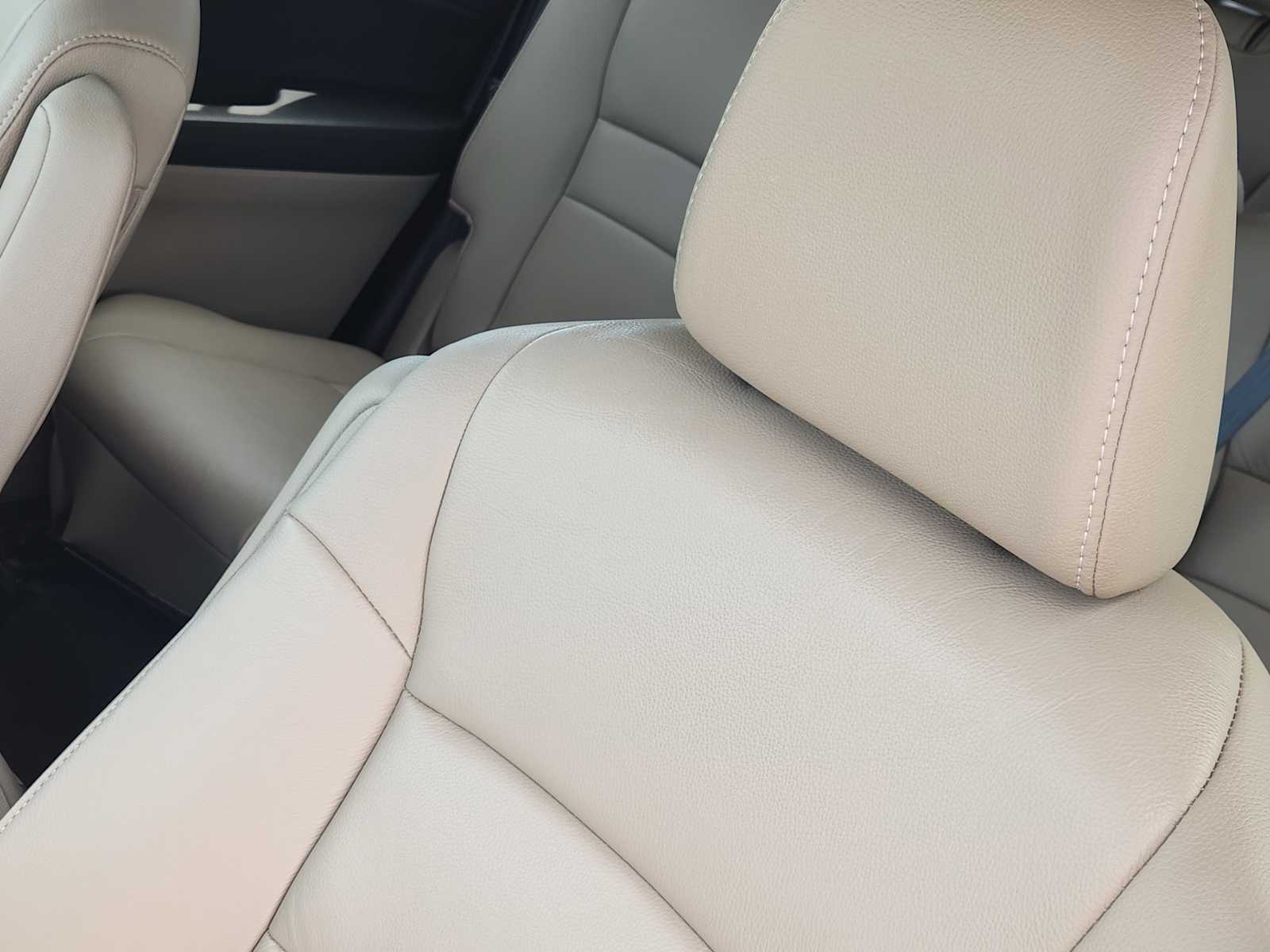 Thumbnail: 2016 Honda Pilot - 25