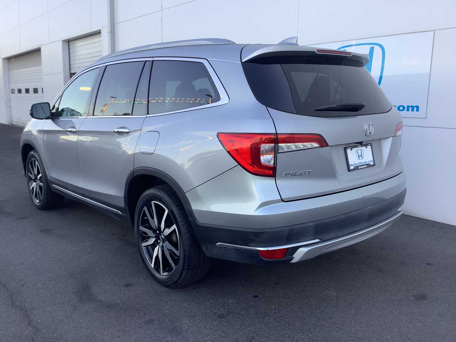 Thumbnail: 2019 Honda Pilot - 4