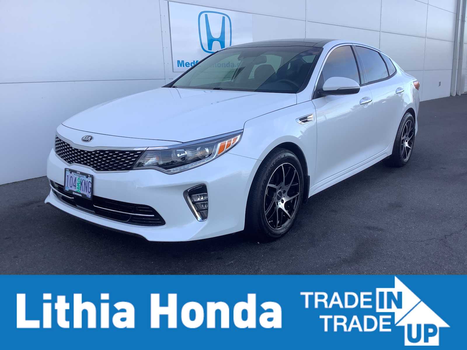 2018 Kia Optima EX AT's photo
