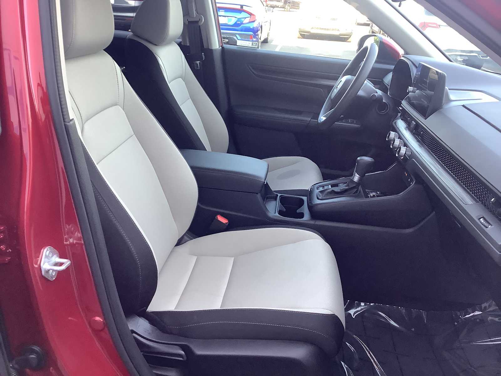 2026 Honda CR-V LX - Photo 15