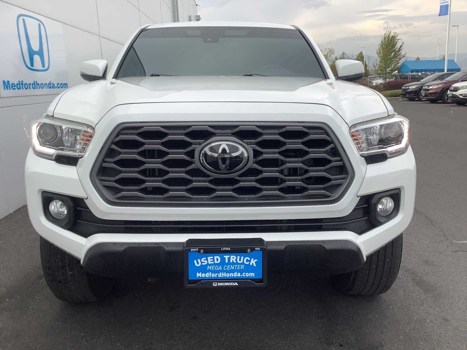 Thumbnail: 2021 Toyota Tacoma - 9