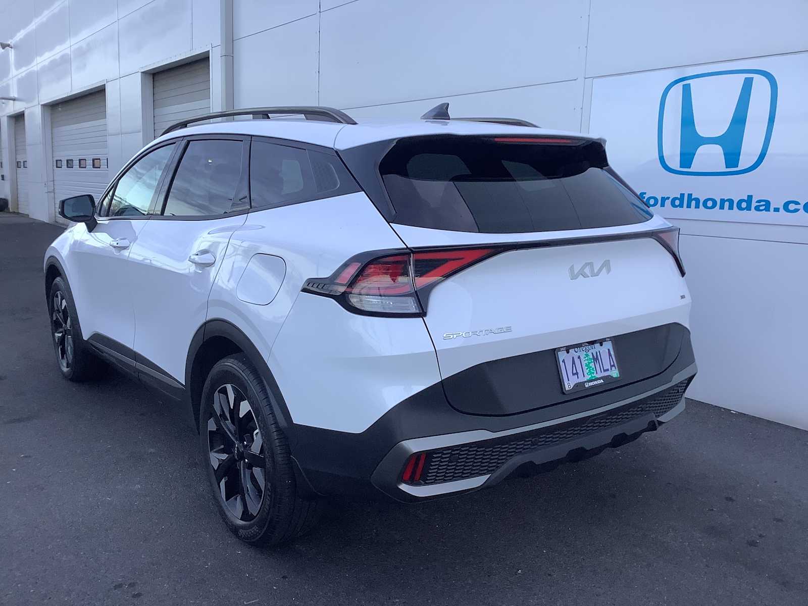 Thumbnail: 2023 Kia Sportage - 4