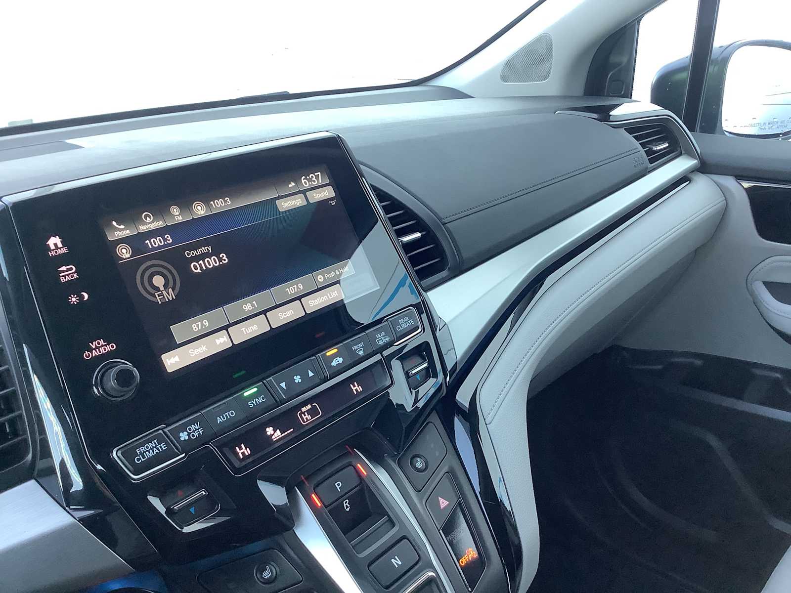 2023 Honda Odyssey Touring - Photo 17