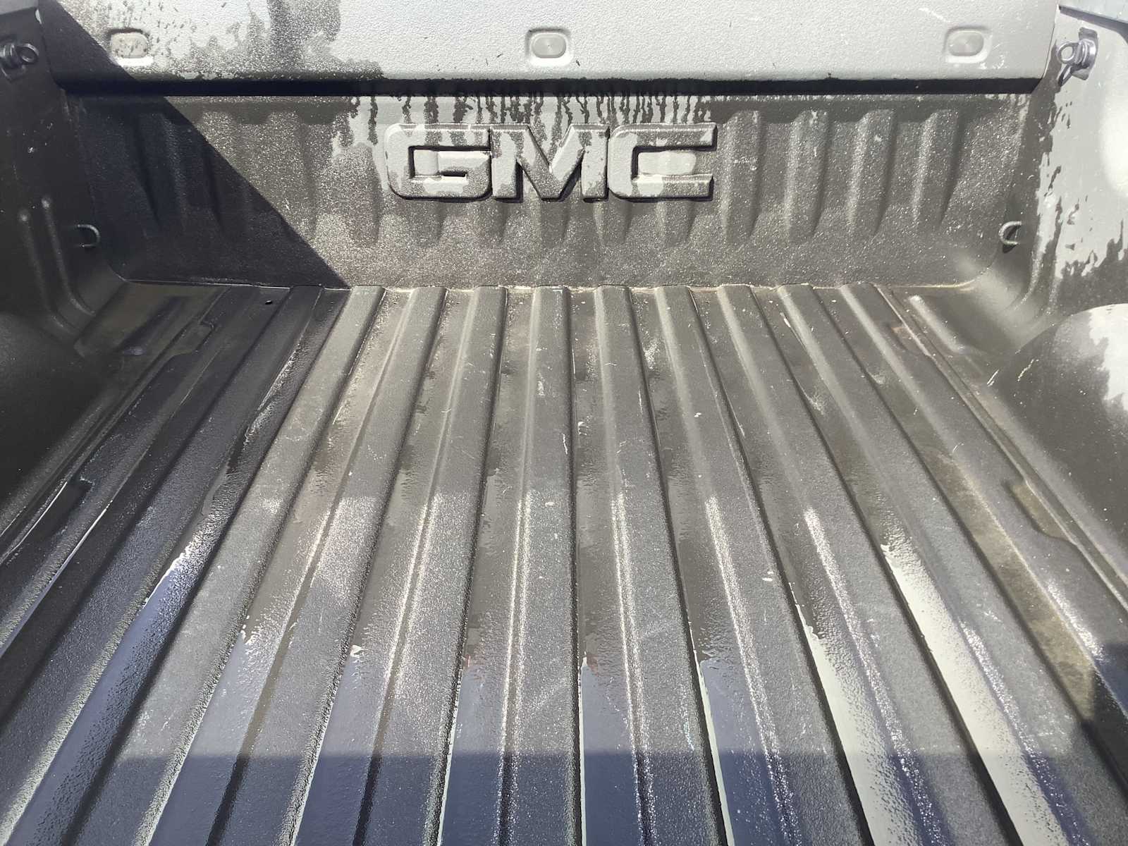 Thumbnail: 2016 GMC Sierra 1500 - 21