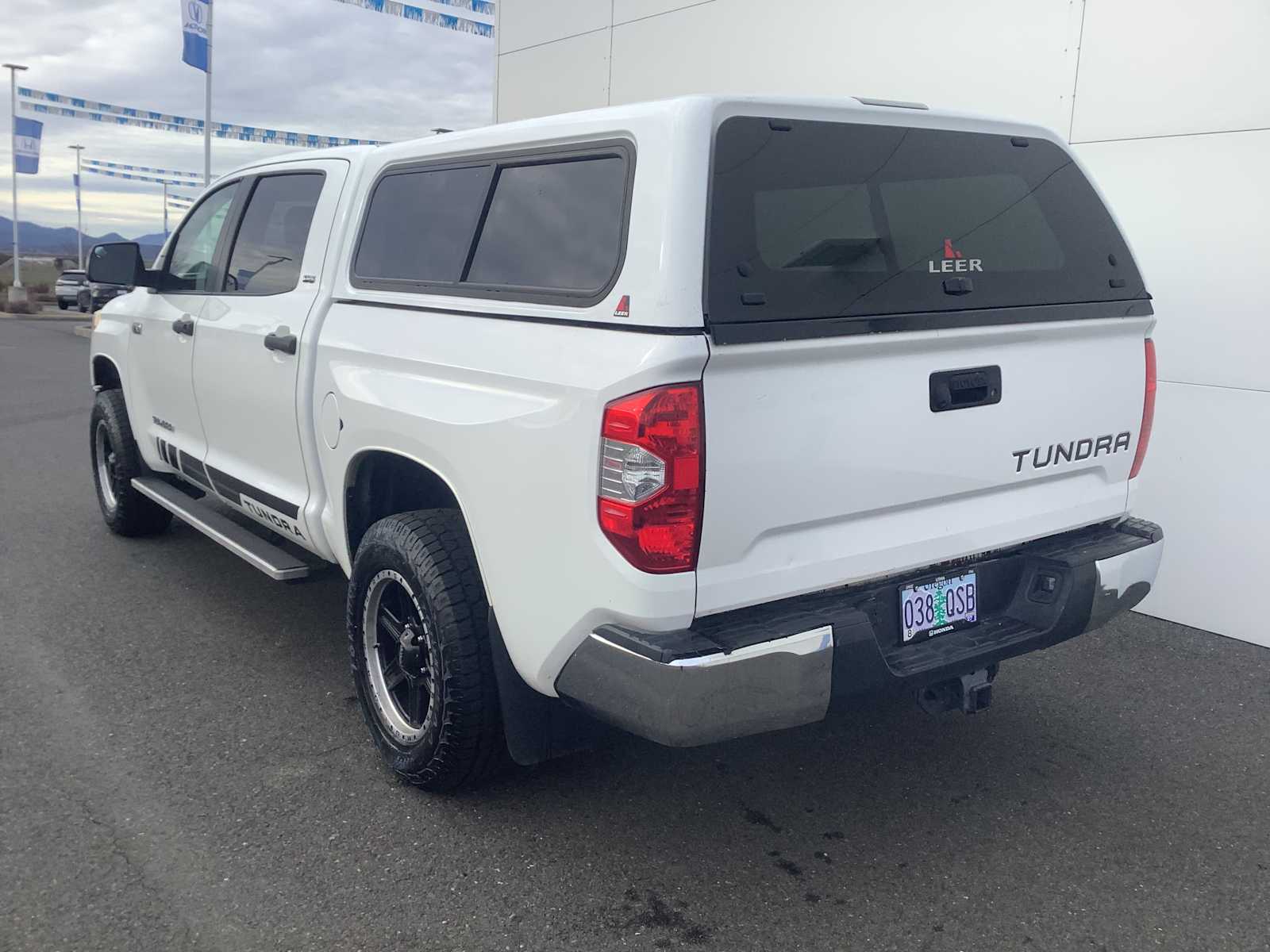 Thumbnail: 2015 Toyota Tundra - 4