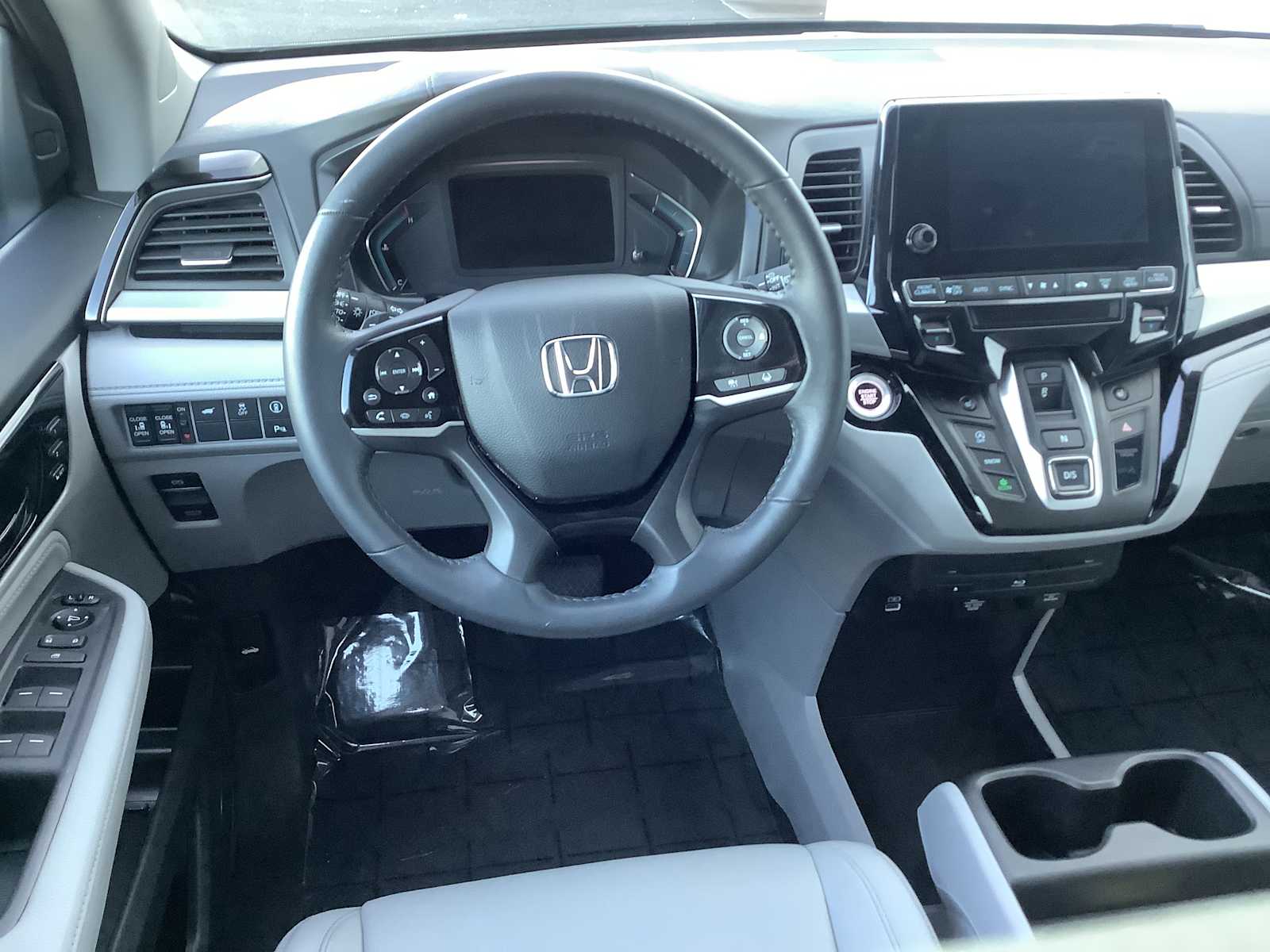 2023 Honda Odyssey Touring - Photo 10