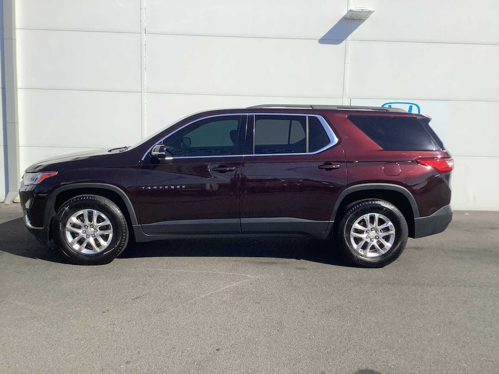 Used 2020 Chevrolet Traverse LT Cloth w/1LT SUV