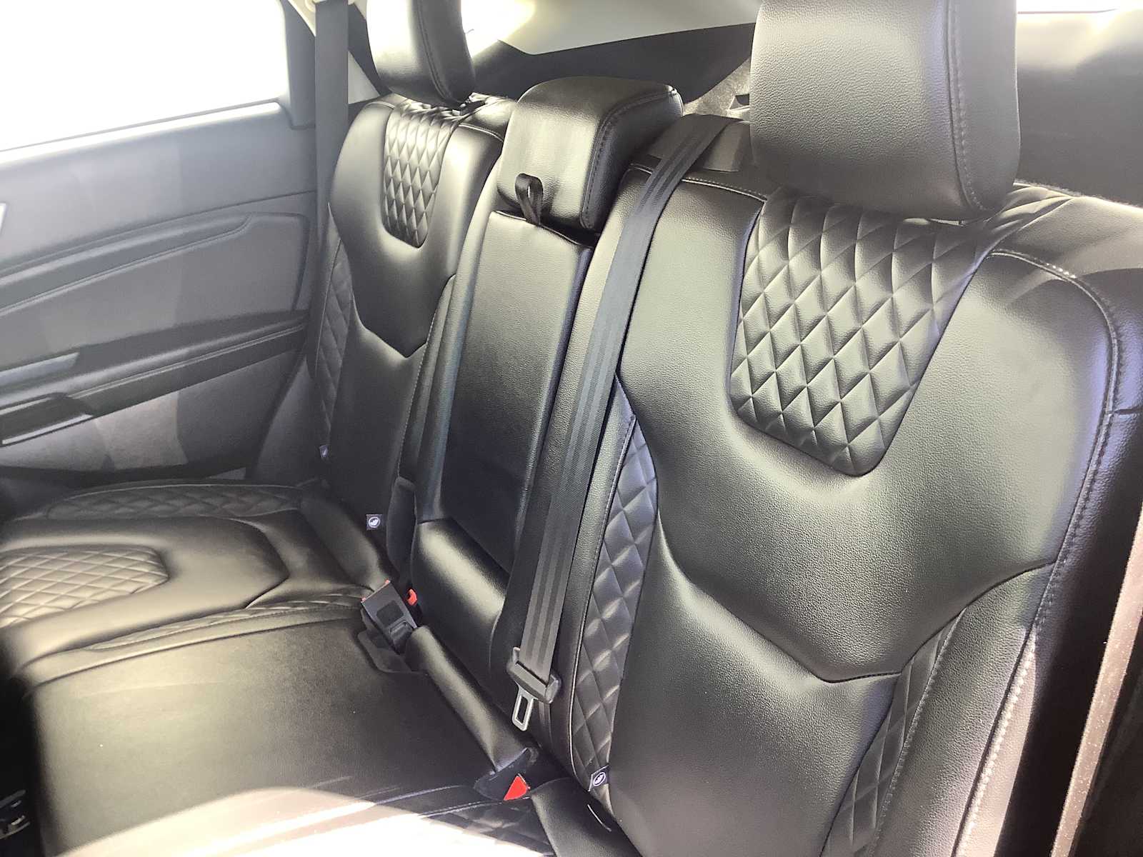 2024 Ford Edge Titanium - Photo 13