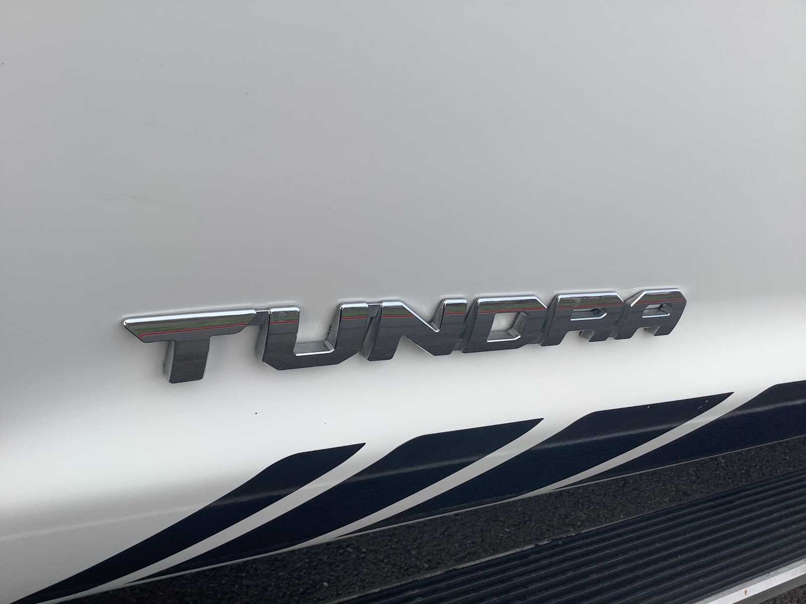 Thumbnail: 2015 Toyota Tundra - 7