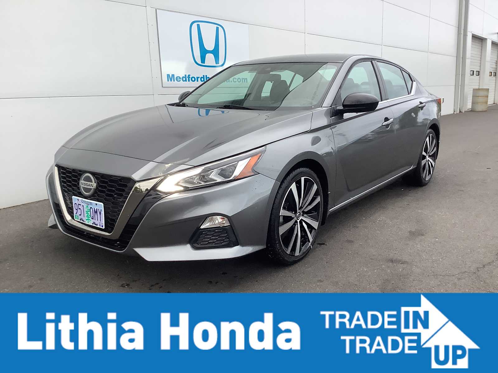 Thumbnail: 2022 Nissan Altima - 1