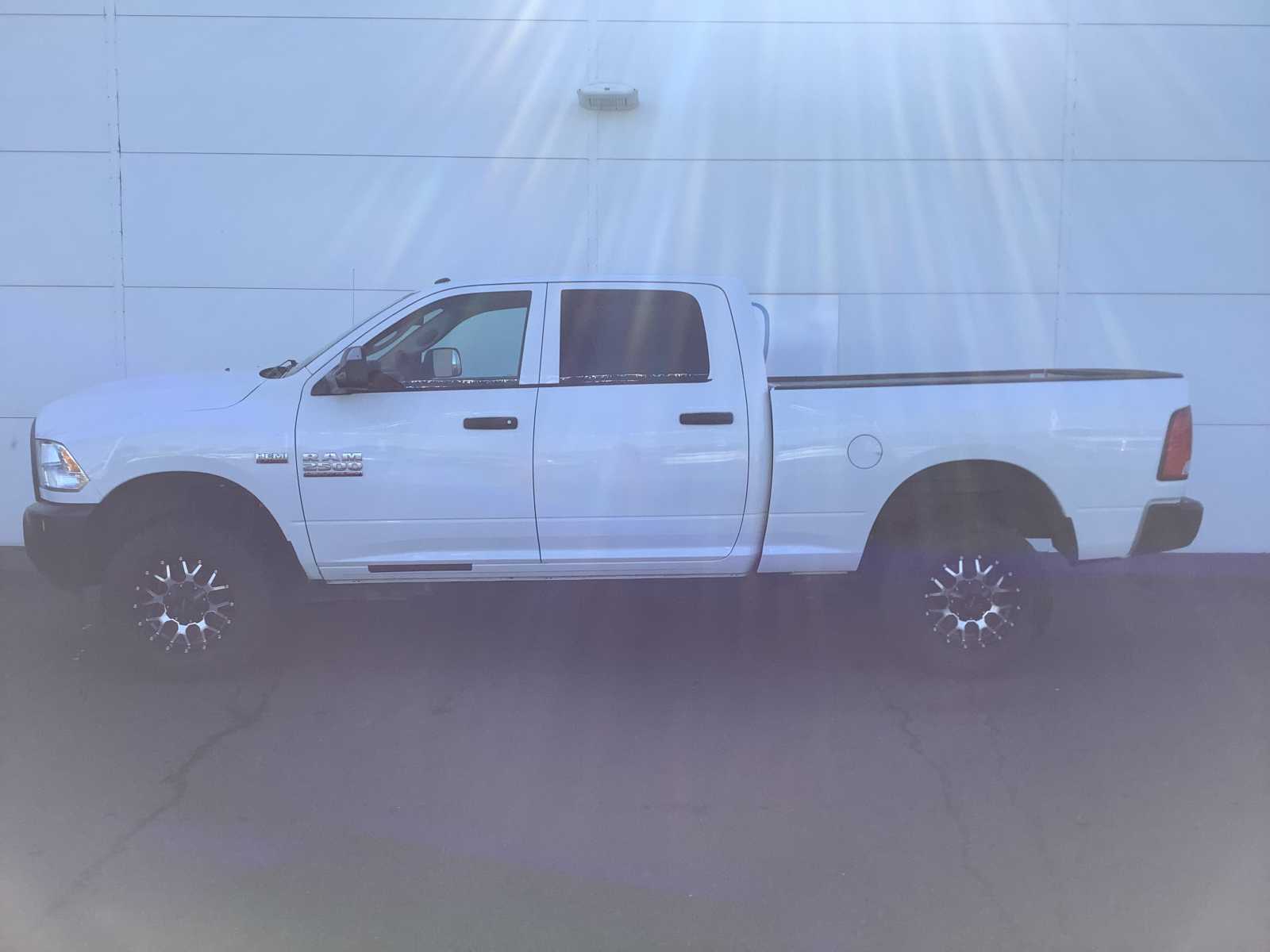 Used 2016 RAM Ram 2500 Pickup Tradesman with VIN 3C6TR5CT0GG335990 for sale in Medford, OR