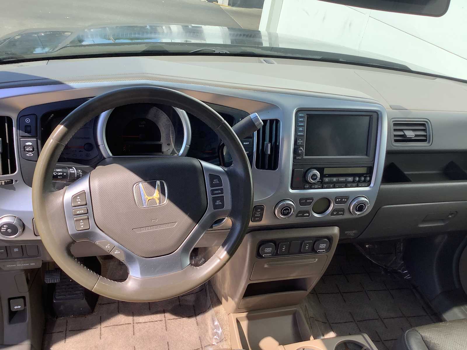 Thumbnail: 2006 Honda Ridgeline - 10