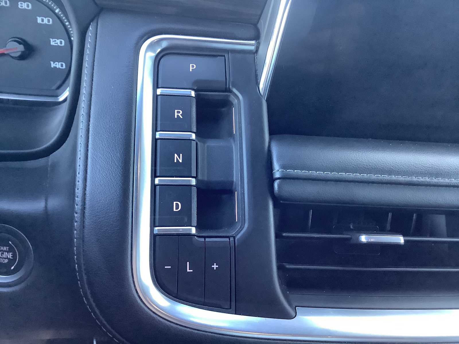 Thumbnail: 2021 Chevrolet Tahoe - 18