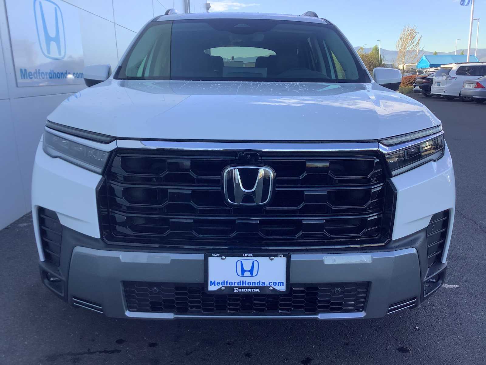 Thumbnail: 2026 Honda Pilot - 9