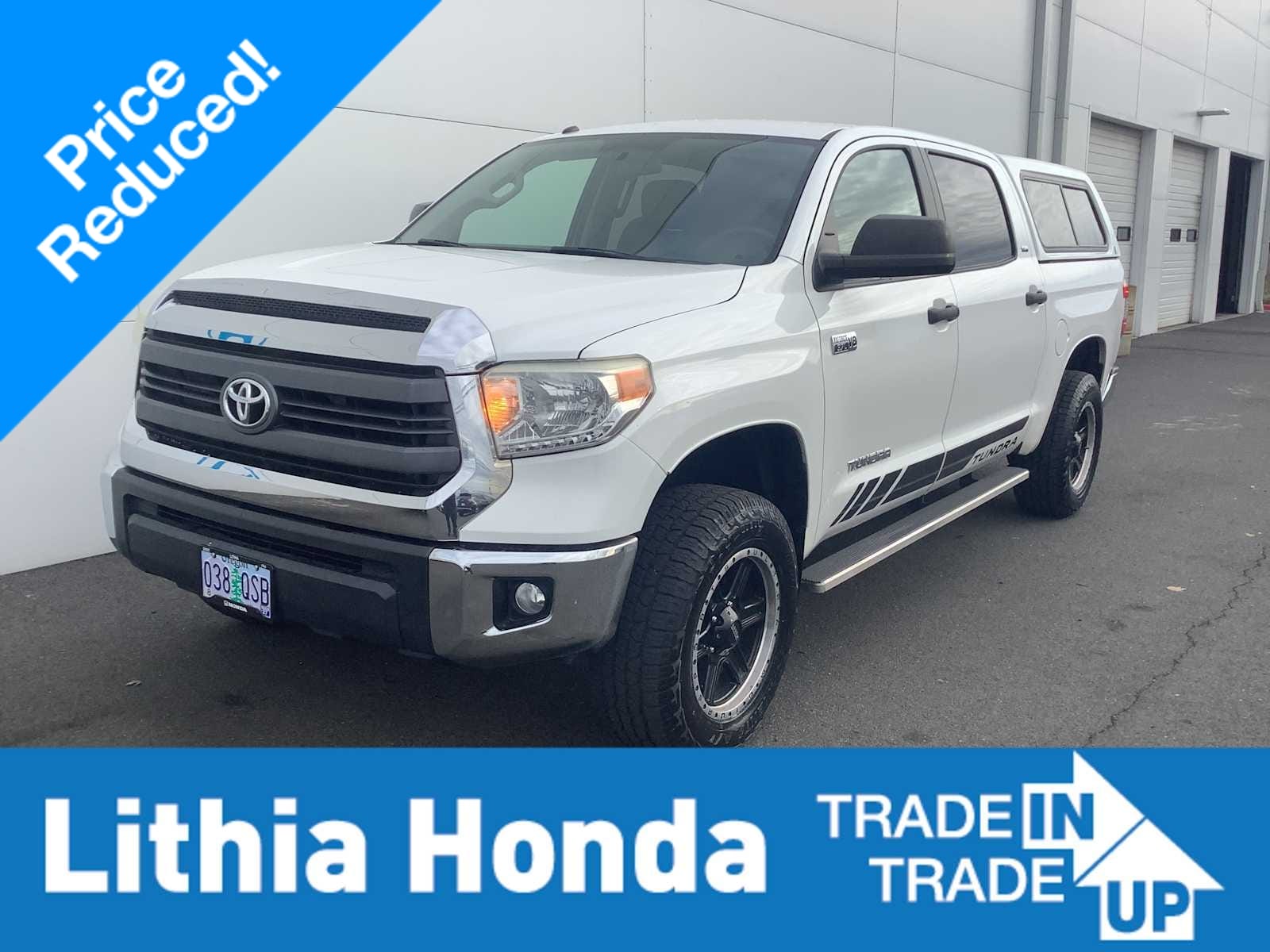 Thumbnail: 2015 Toyota Tundra - 1