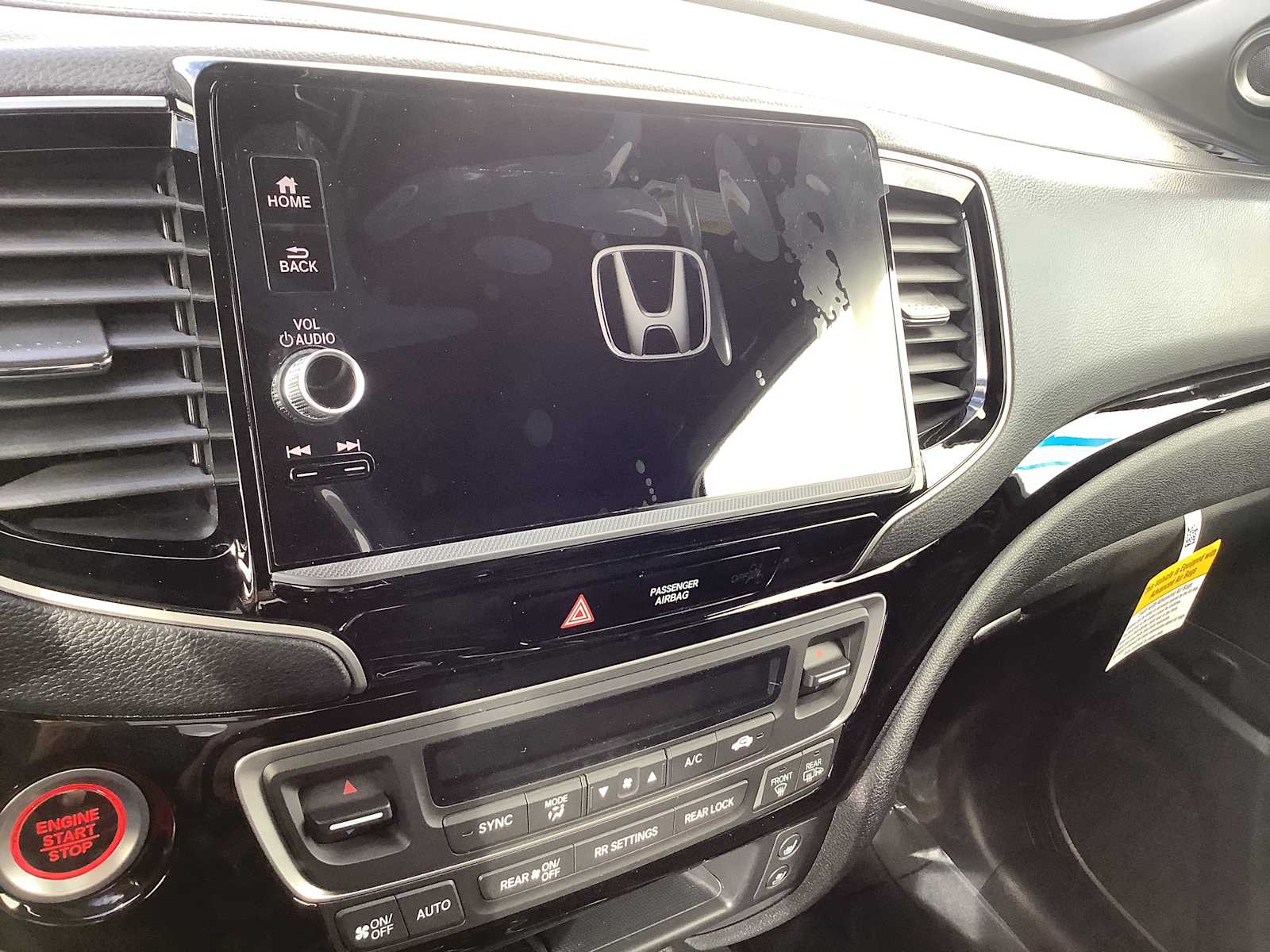 Thumbnail: 2026 Honda Ridgeline - 16