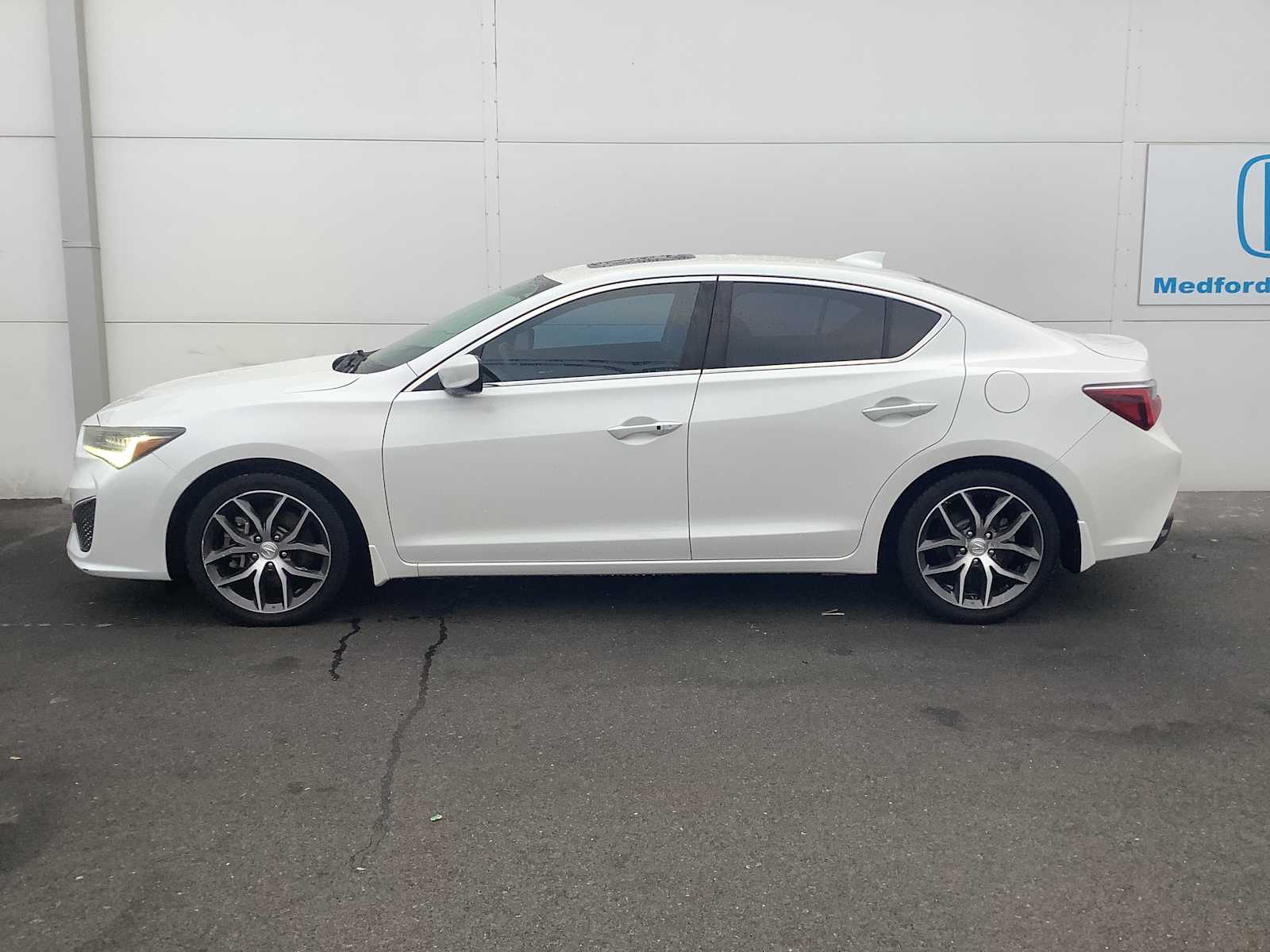 Thumbnail: 2020 Acura ILX - 2