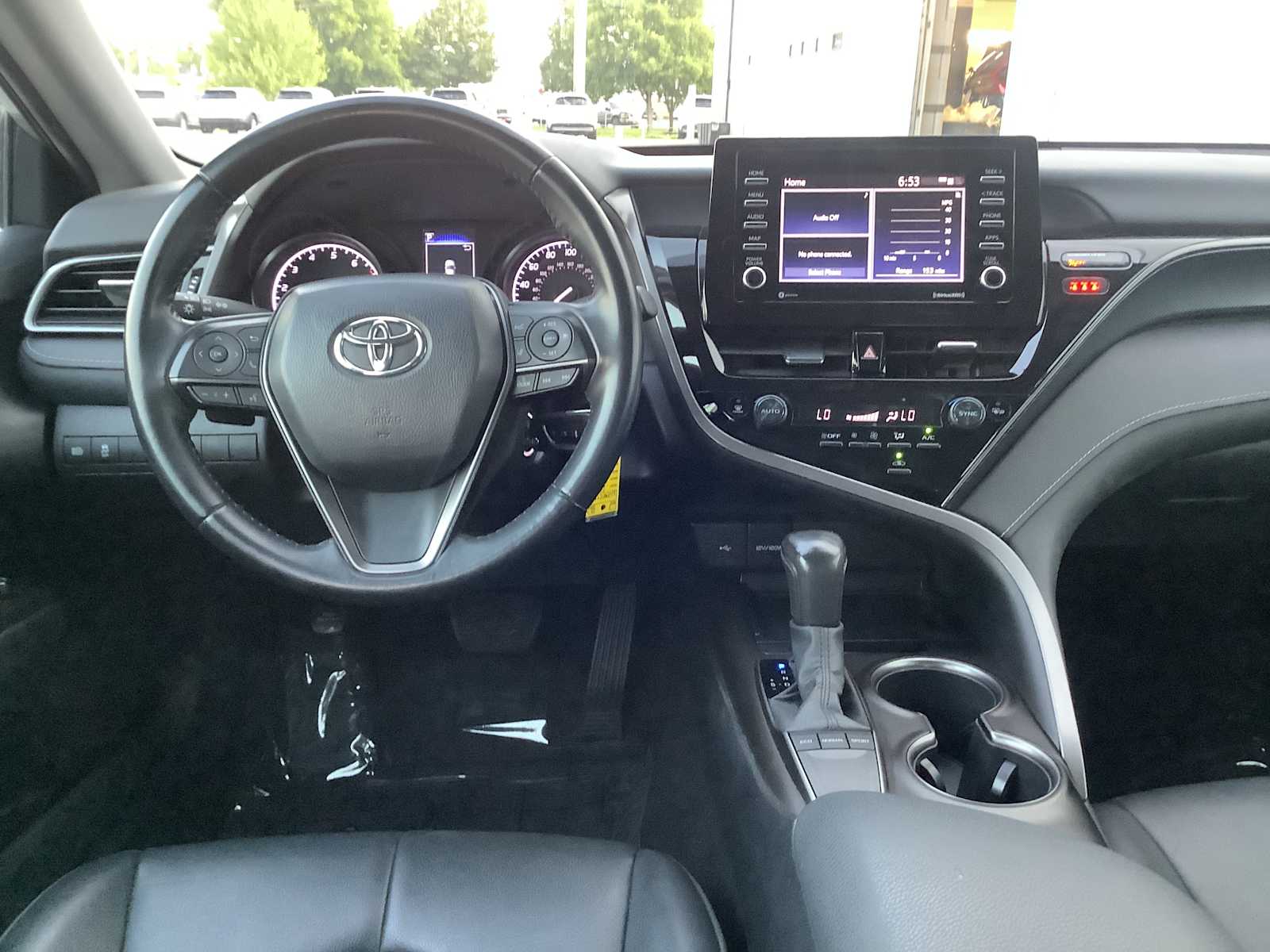 Thumbnail: 2022 Toyota Camry - 10