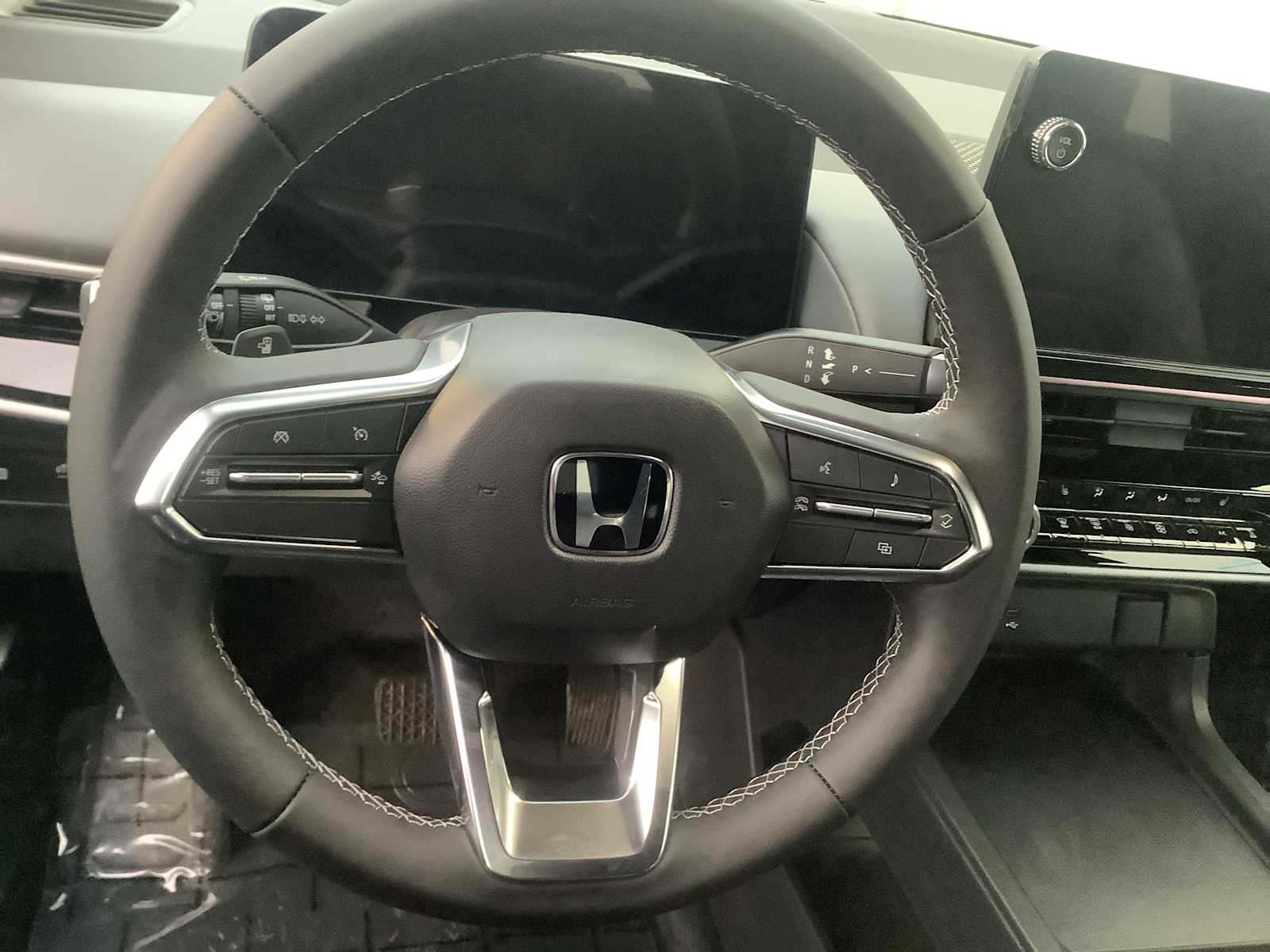 Thumbnail: 2026 Honda Prologue - 15