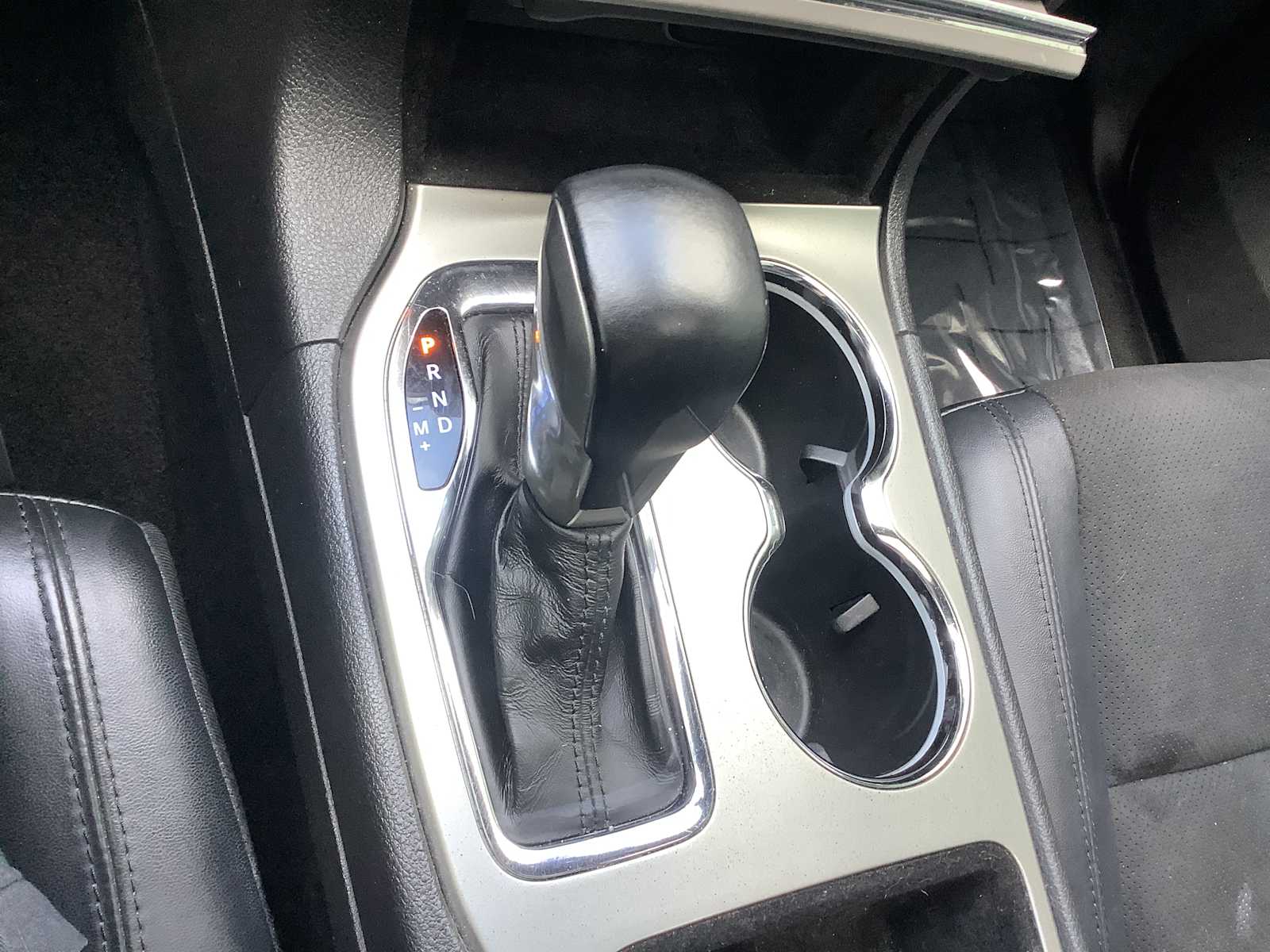 Thumbnail: 2020 Jeep Grand Cherokee - 17