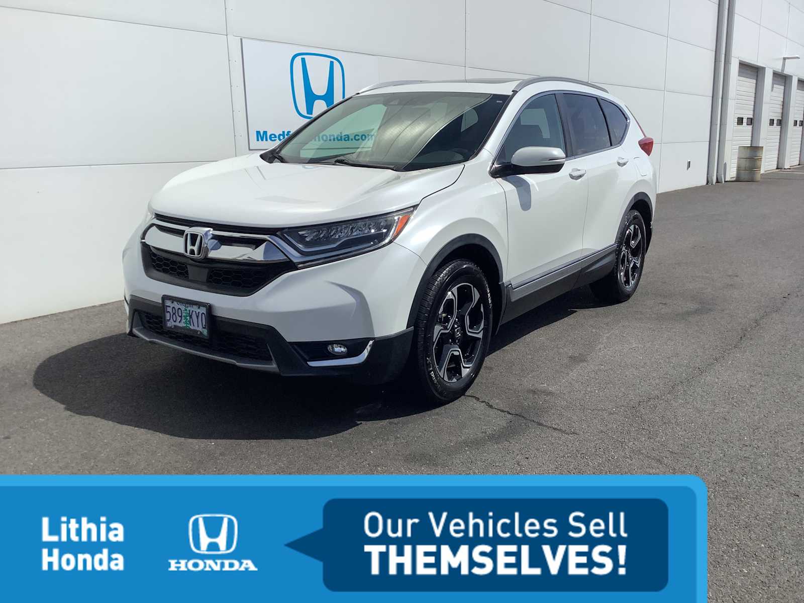 2019 Honda CR-V Touring AWD's photo